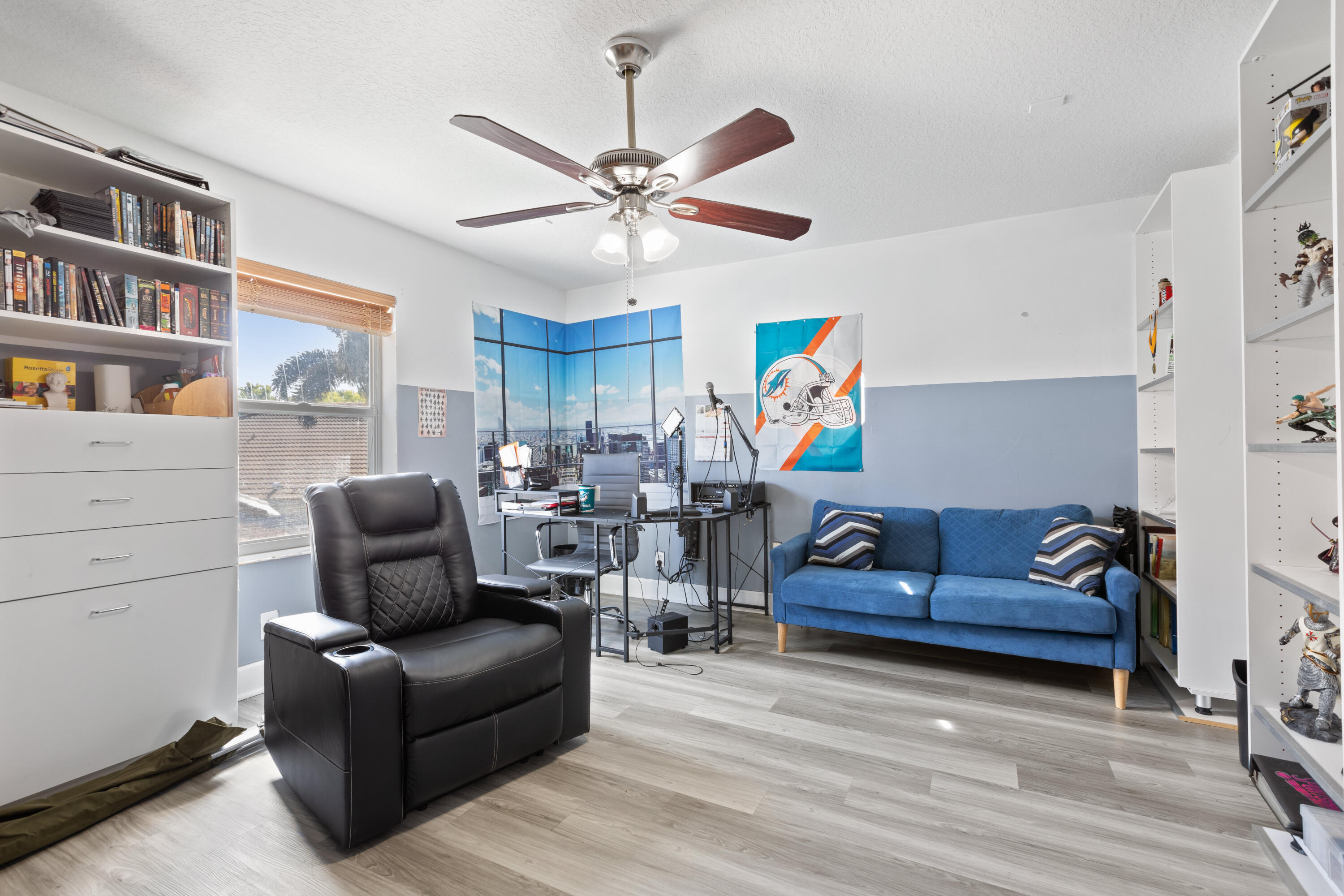 LAKES OF LAGUNA - Residential Lease