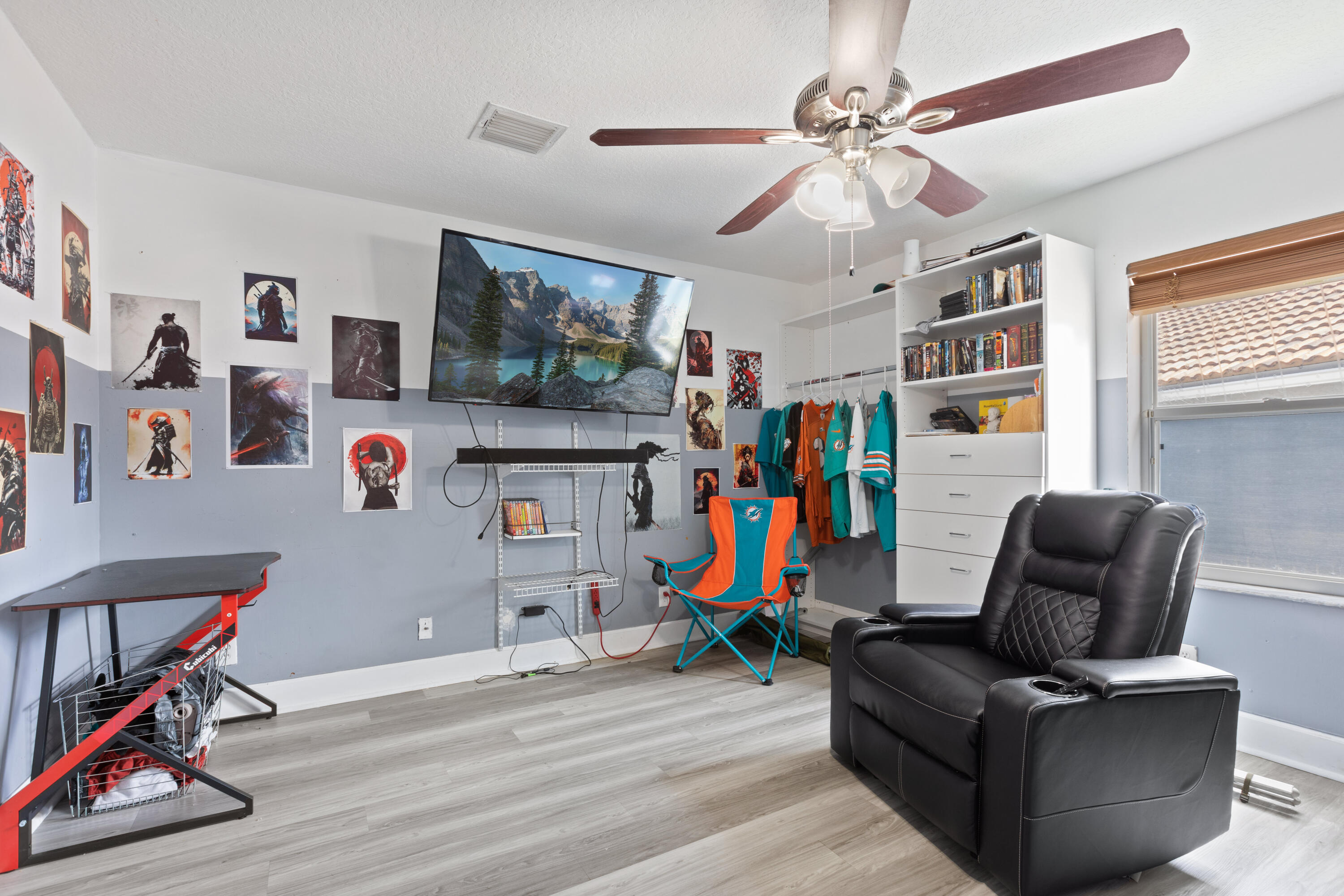 LAKES OF LAGUNA - Residential Lease