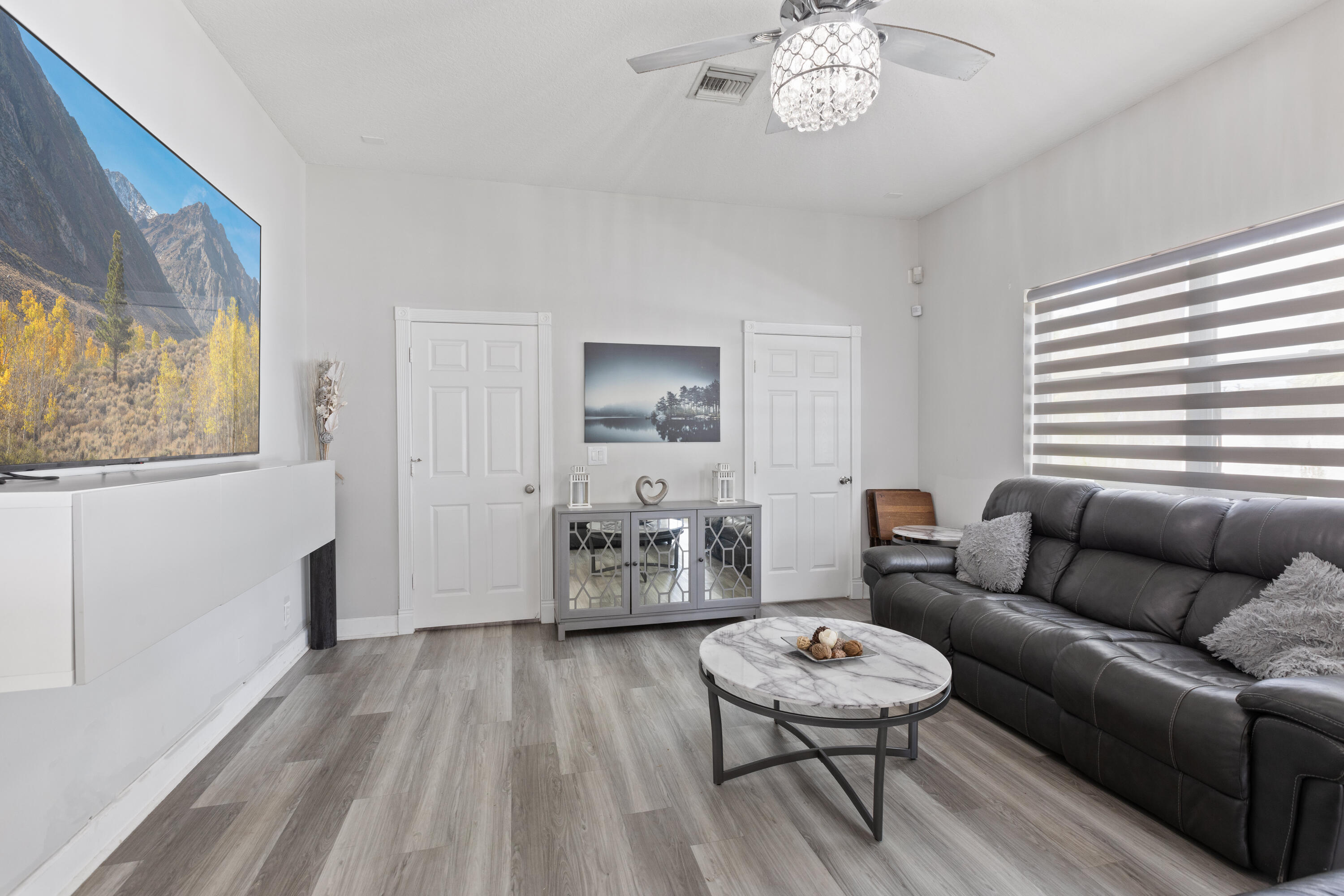 LAKES OF LAGUNA - Residential Lease