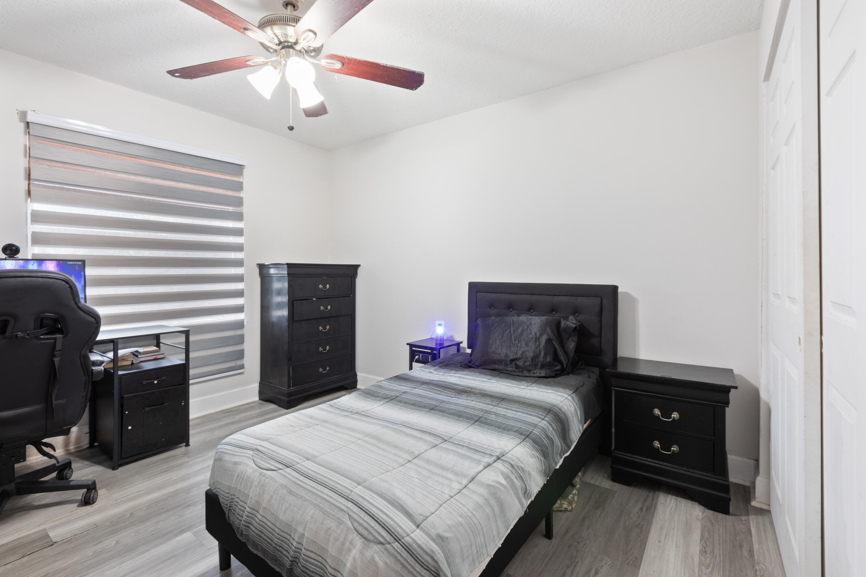 LAKES OF LAGUNA - Residential Lease