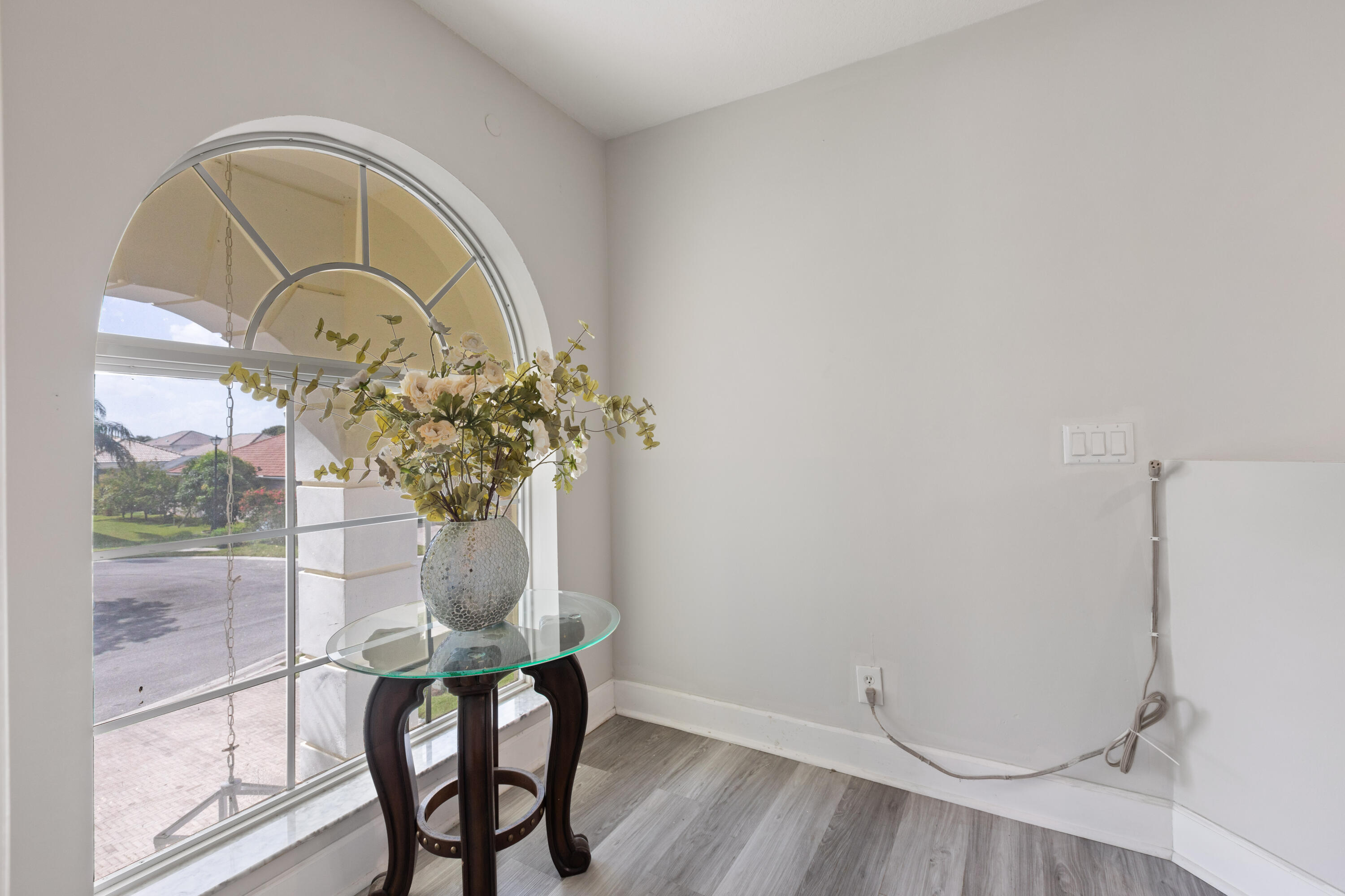 LAKES OF LAGUNA - Residential Lease