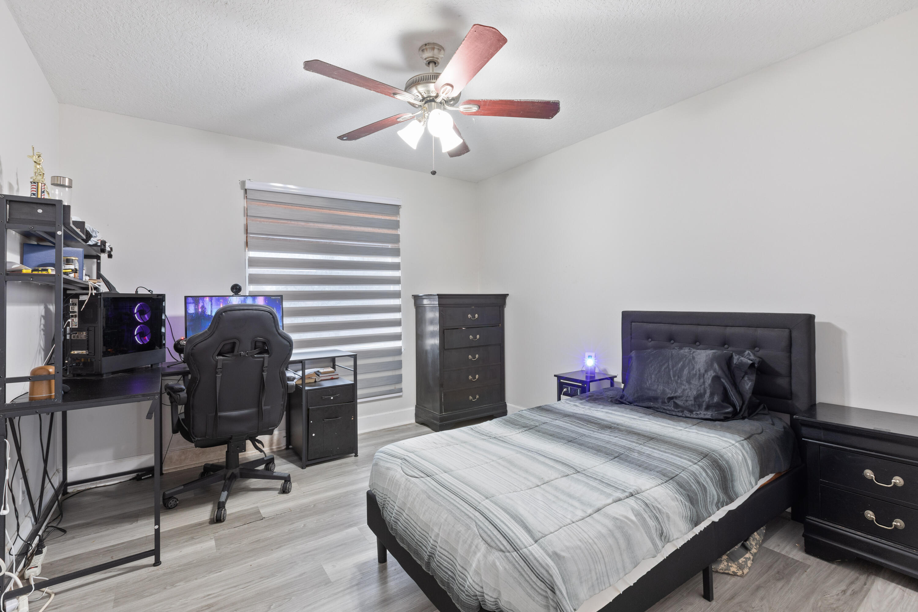 LAKES OF LAGUNA - Residential Lease