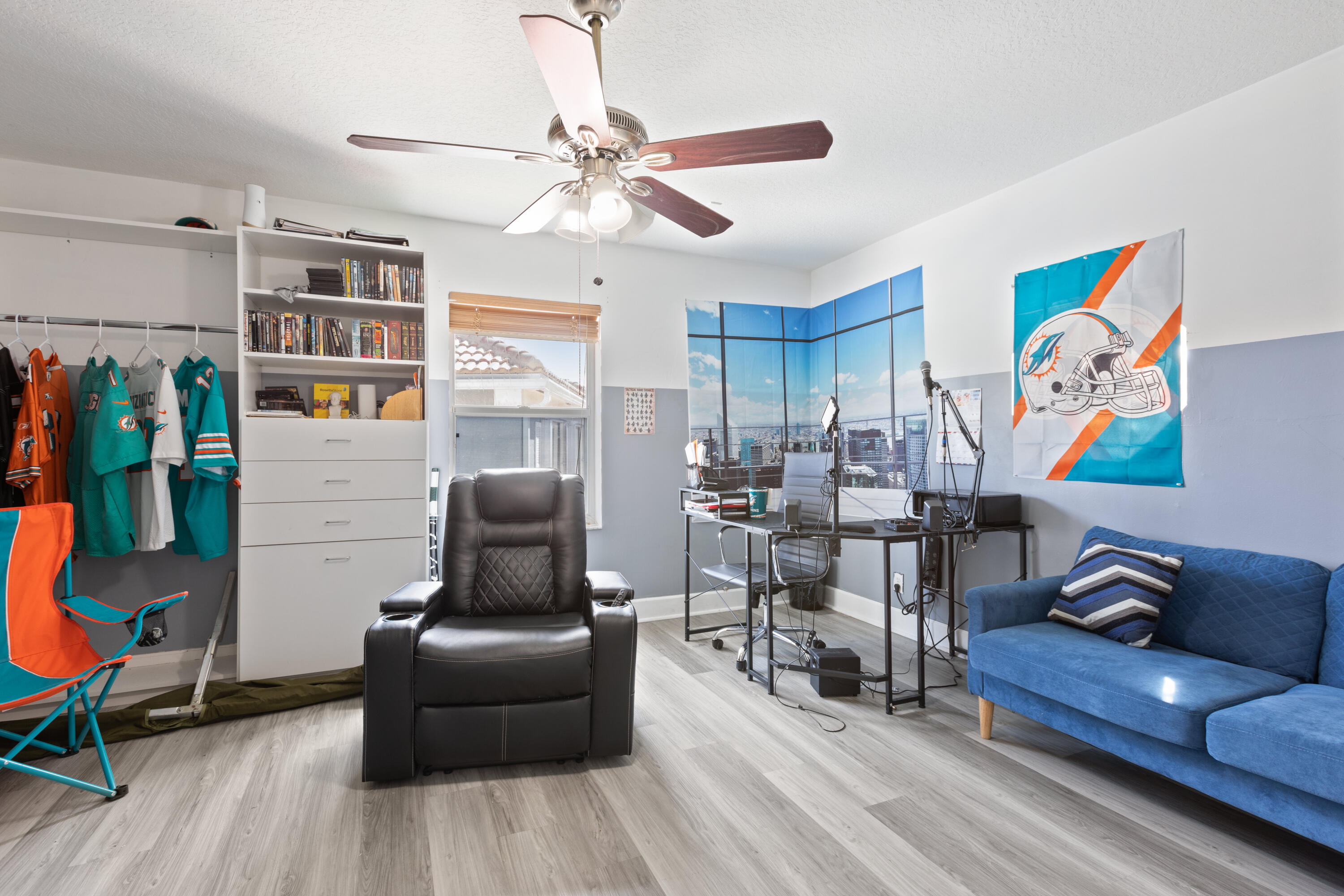 LAKES OF LAGUNA - Residential Lease