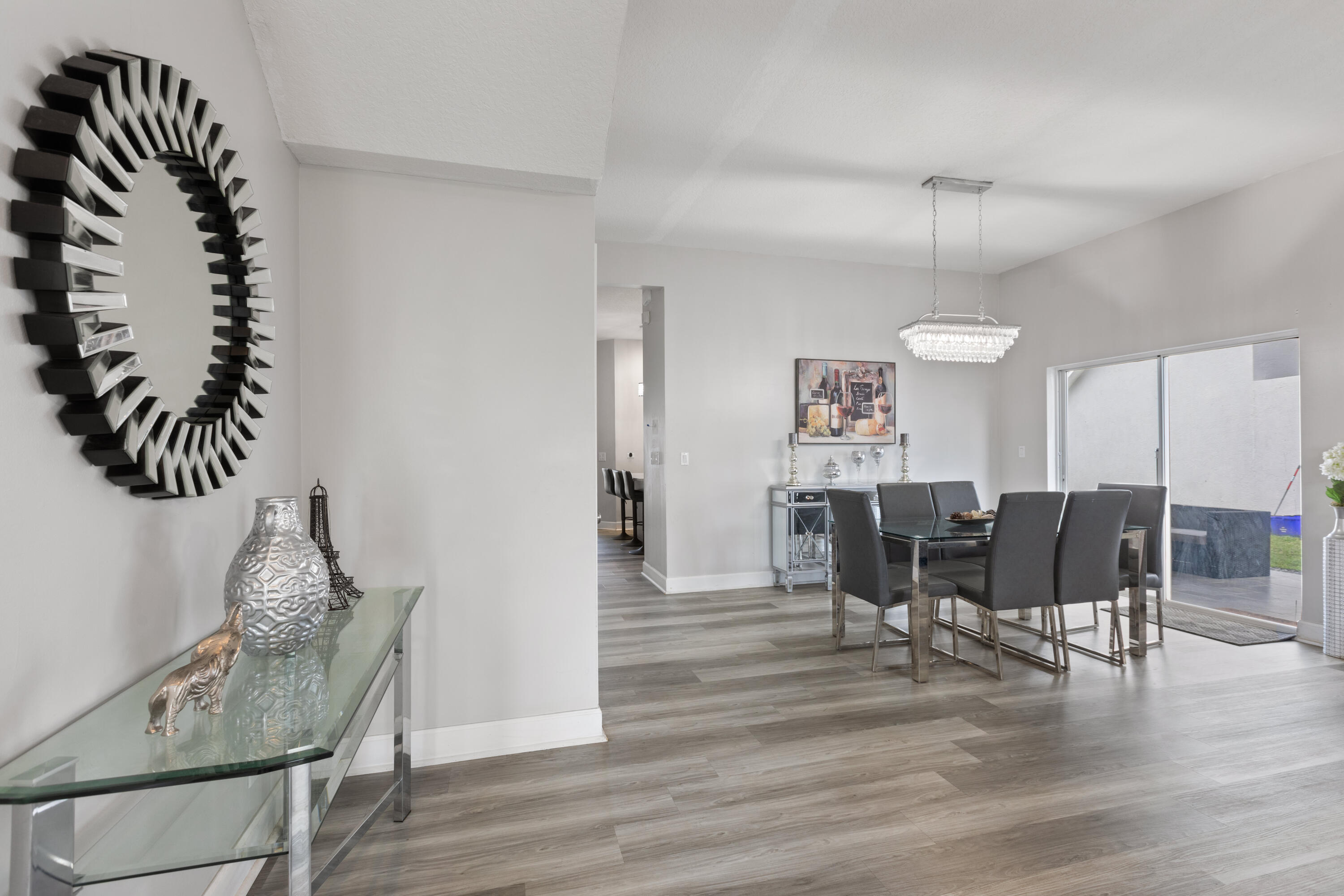 LAKES OF LAGUNA - Residential Lease