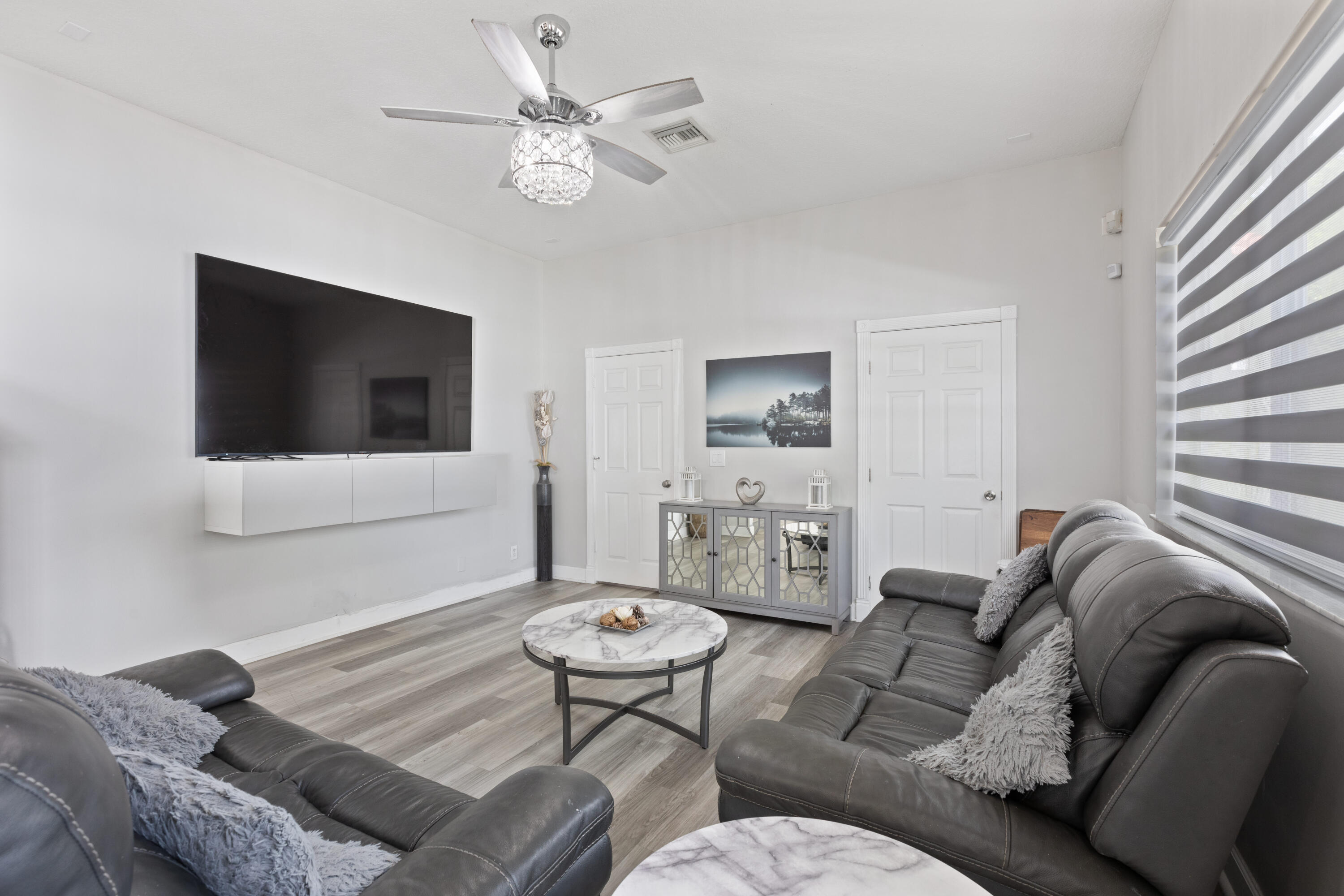 LAKES OF LAGUNA - Residential Lease