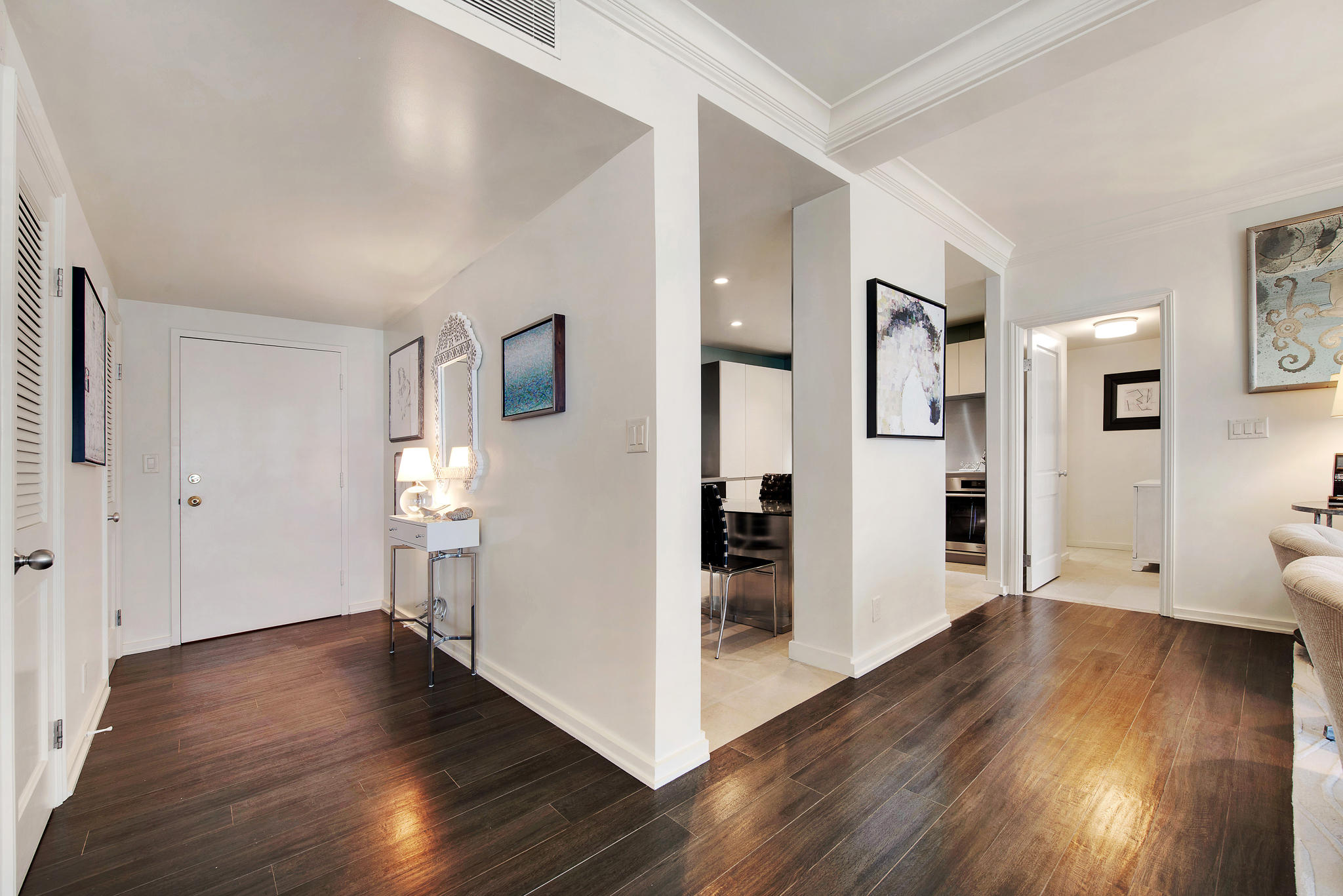 LOWELL HOUSE CONDO LTS 53 - Residential