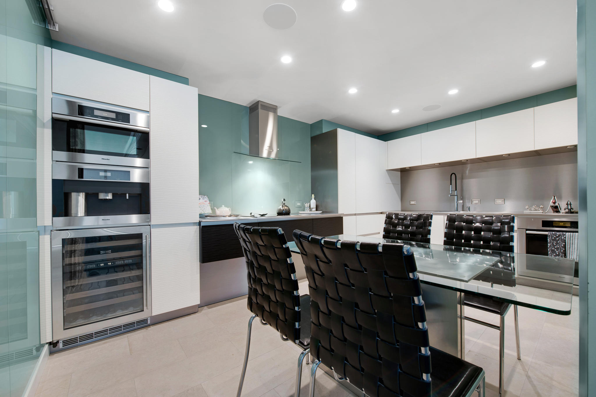 LOWELL HOUSE CONDO LTS 53 - Residential