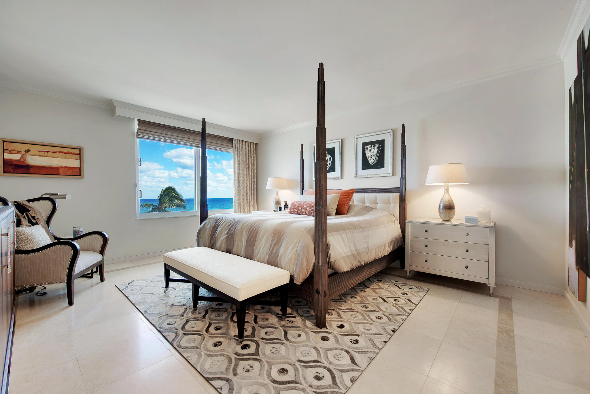 LOWELL HOUSE CONDO LTS 53 - Residential