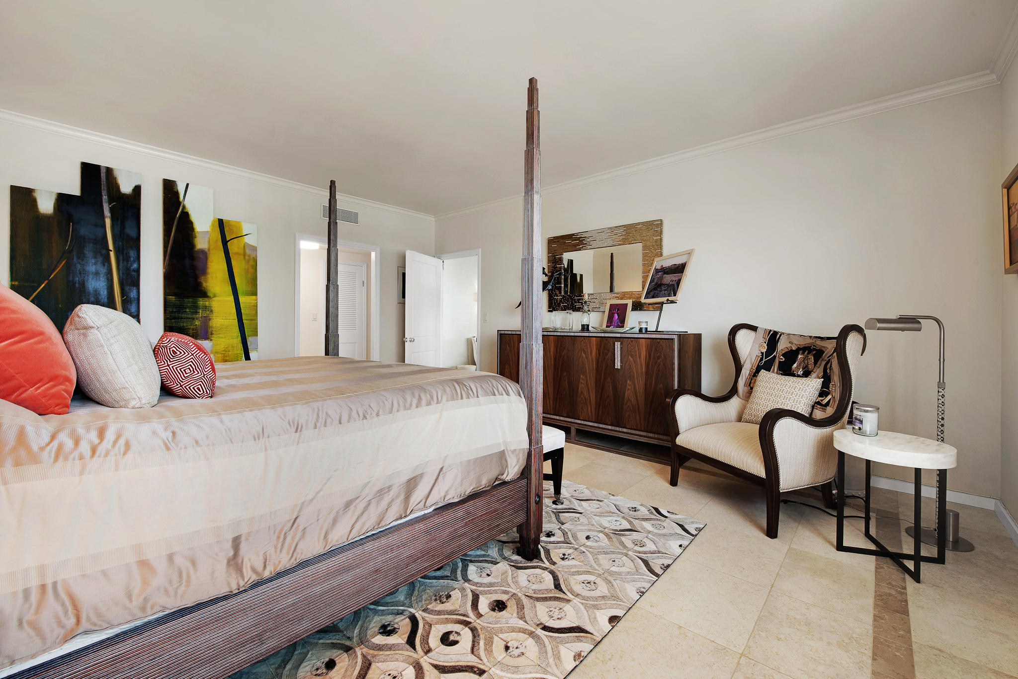 LOWELL HOUSE CONDO LTS 53 - Residential