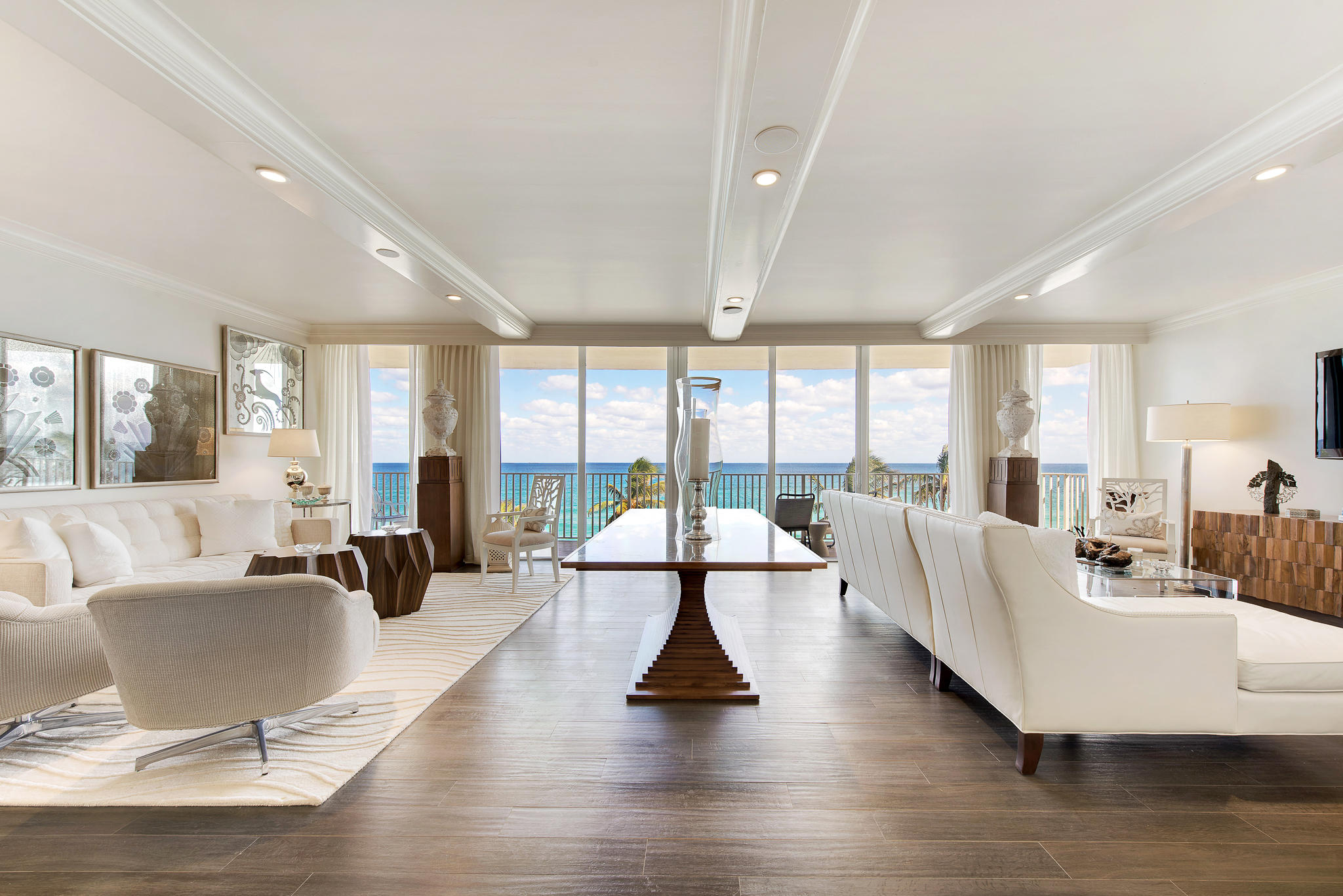 LOWELL HOUSE CONDO LTS 53 - Residential