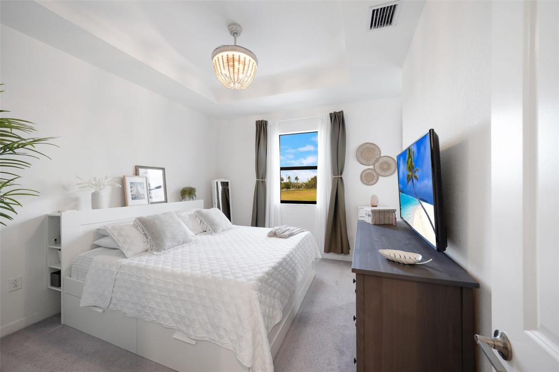 VISTA LAGO - Residential