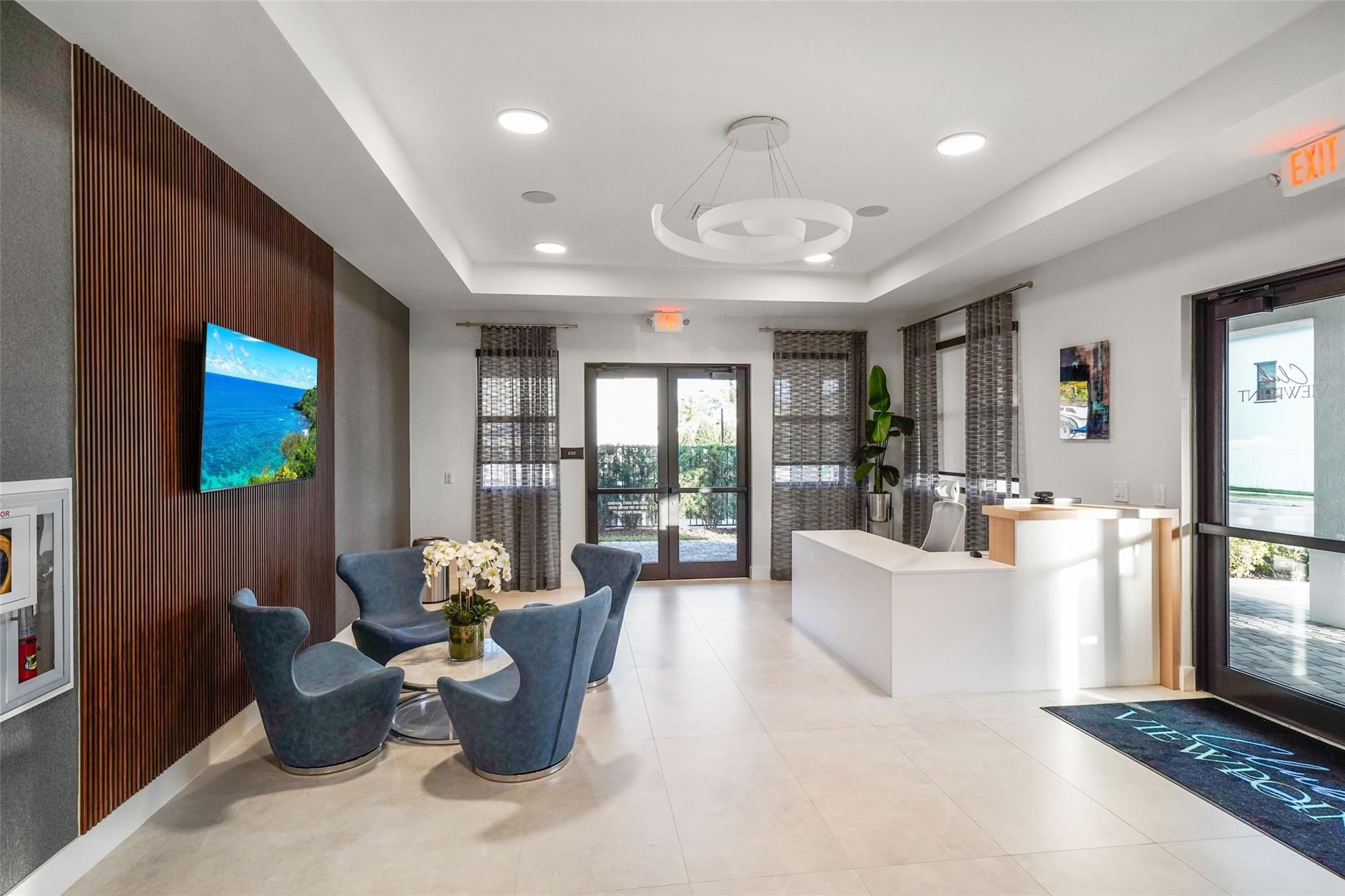 VISTA LAGO - Residential