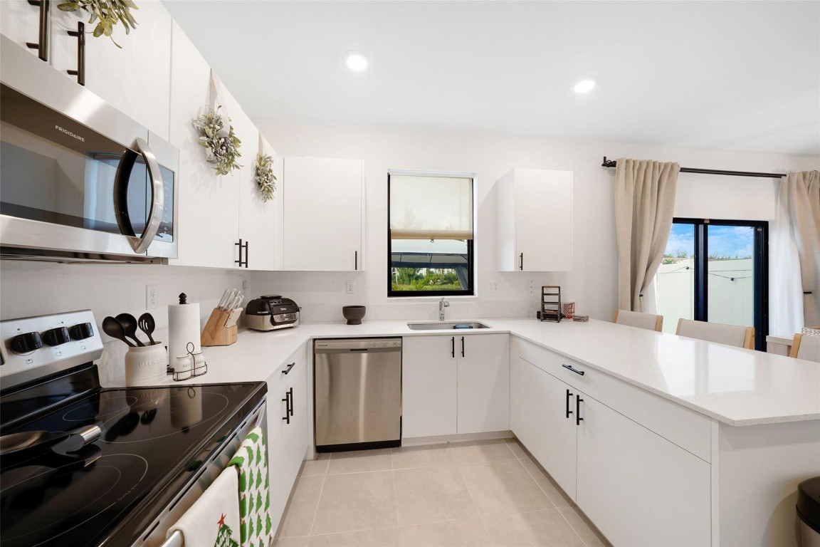 VISTA LAGO - Residential