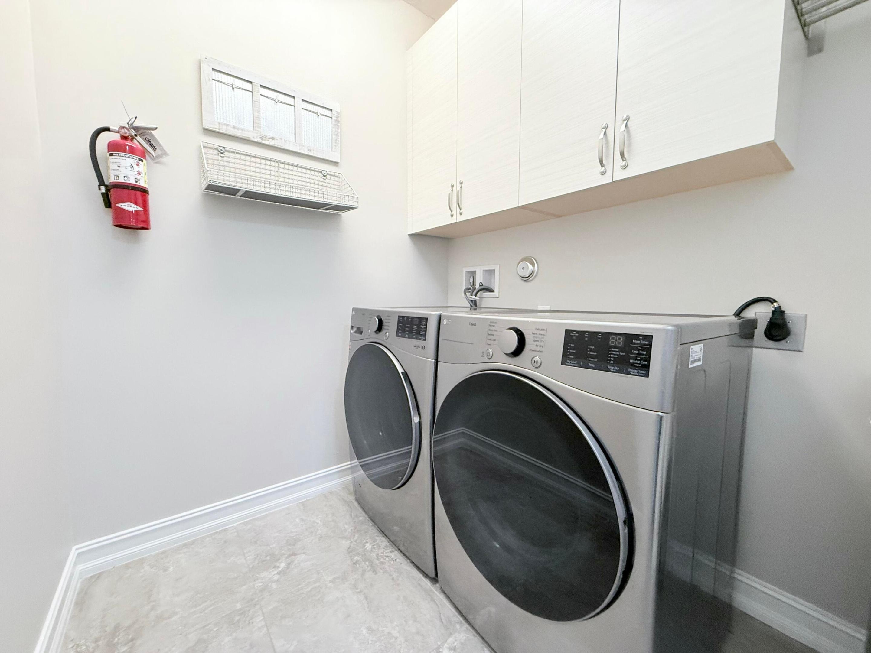 HAMPTON COVE CONDO - Residential Lease