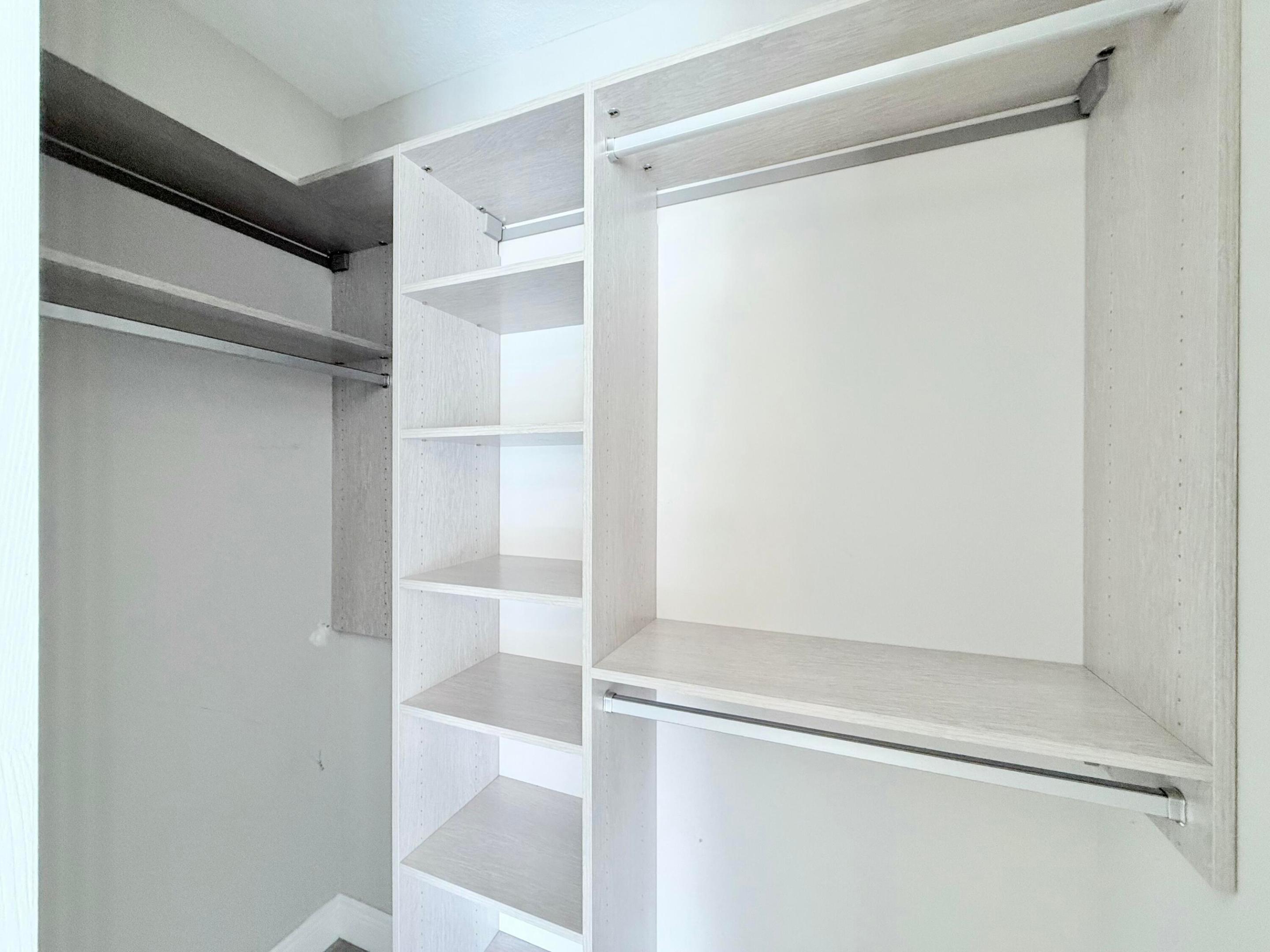 HAMPTON COVE CONDO - Residential Lease