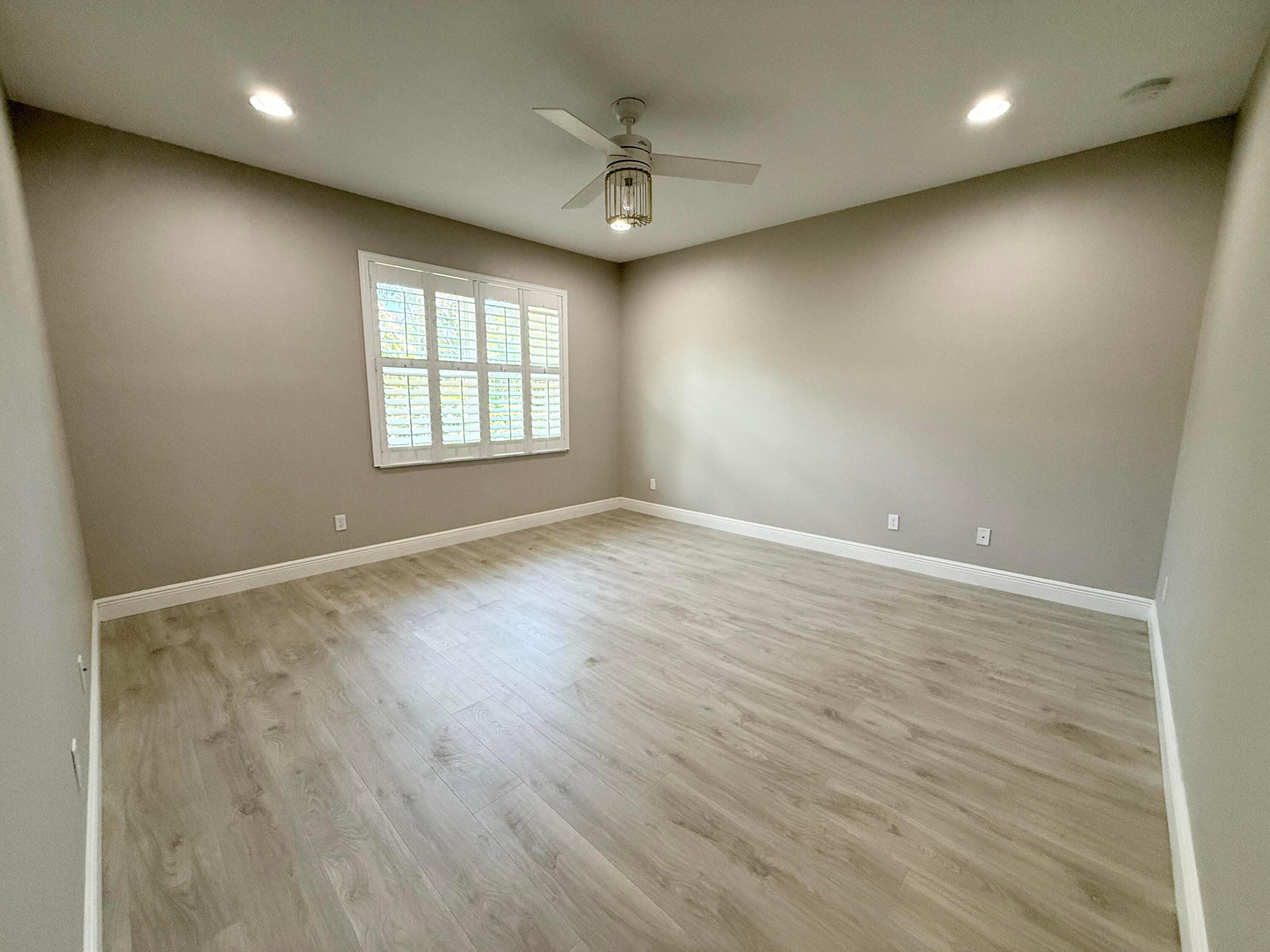 HAMPTON COVE CONDO - Residential Lease