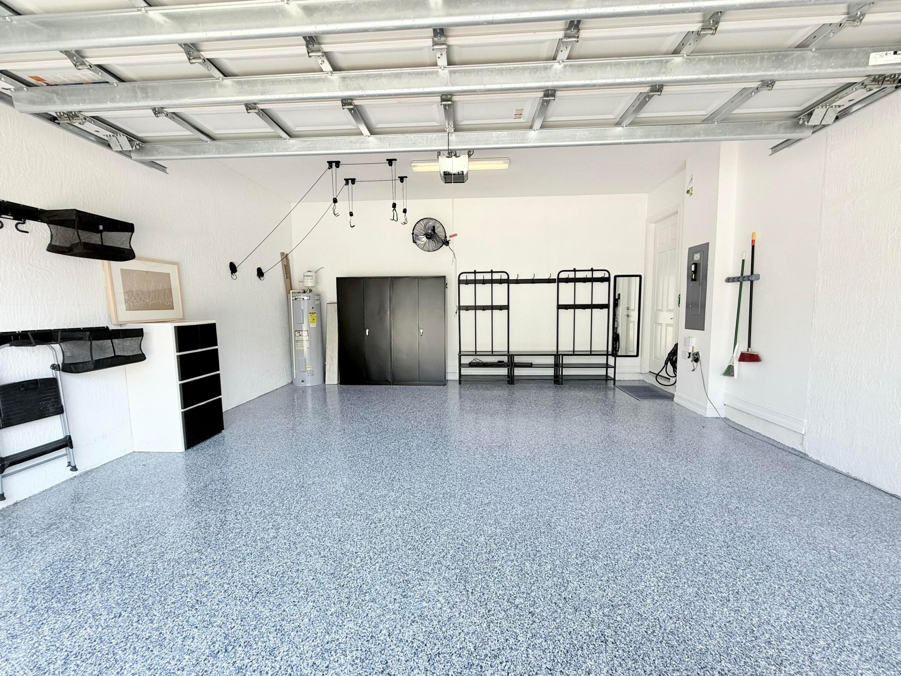 HAMPTON COVE CONDO - Residential Lease