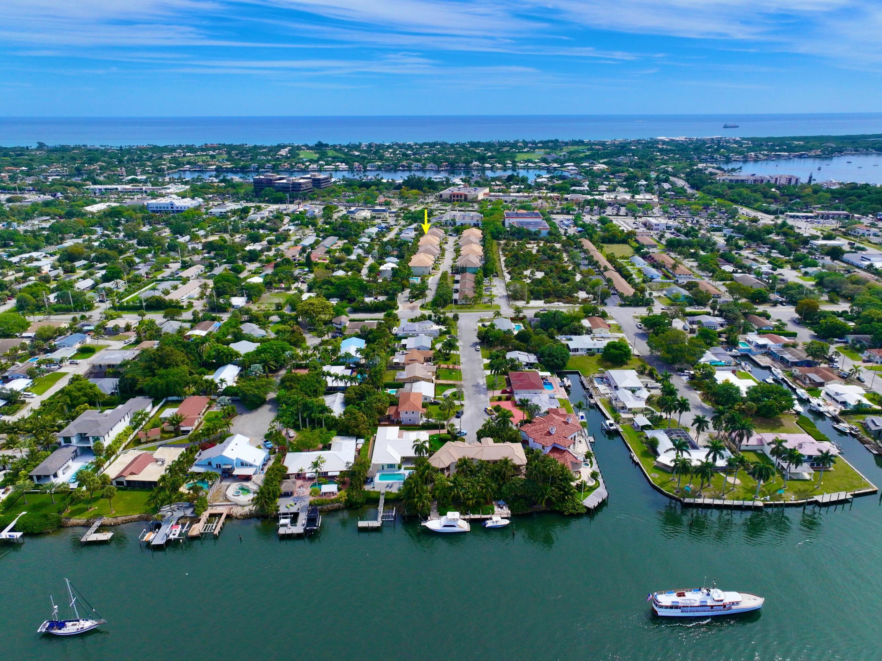 HAMPTON COVE CONDO - Residential Lease