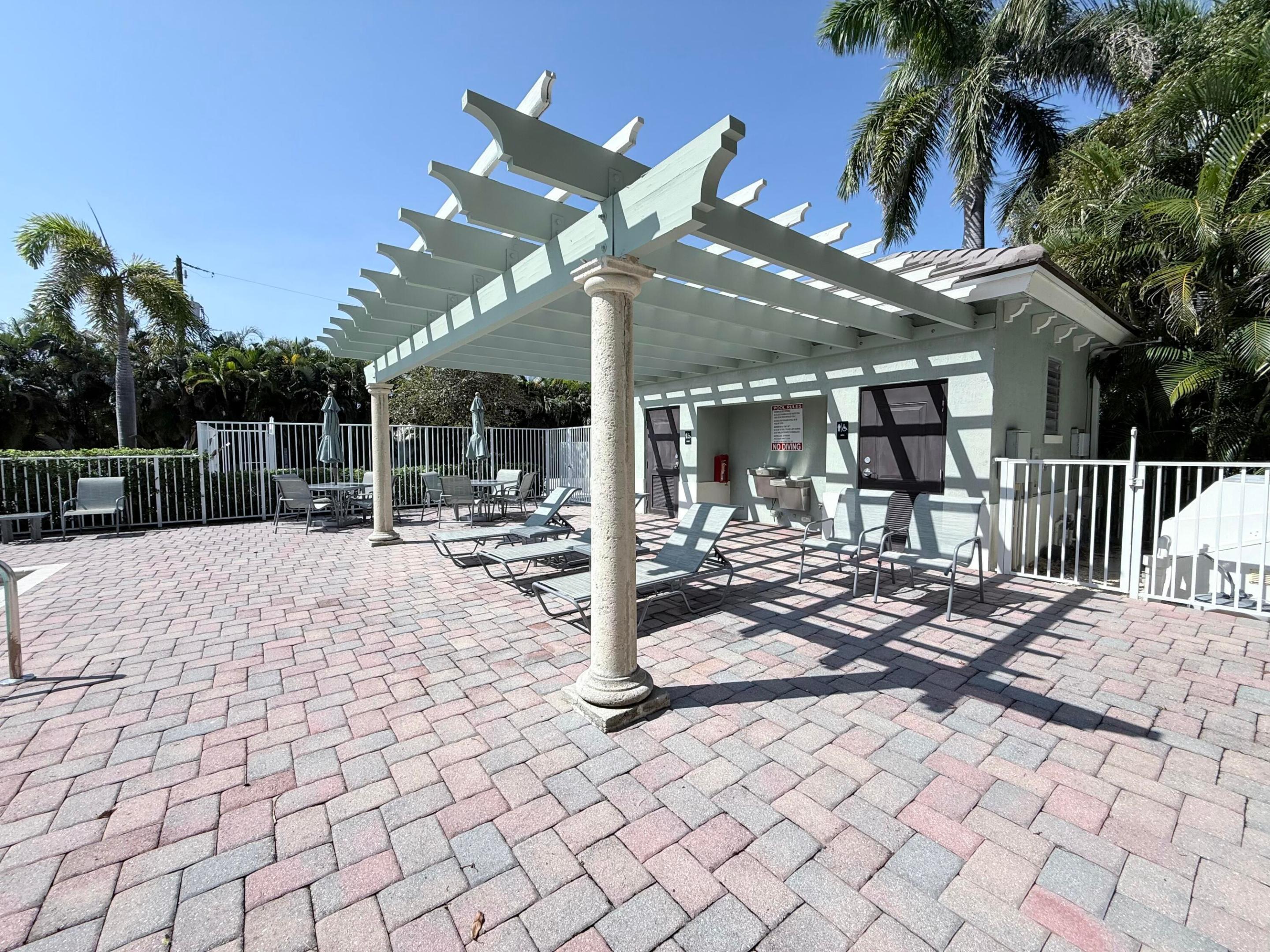 HAMPTON COVE CONDO - Residential Lease