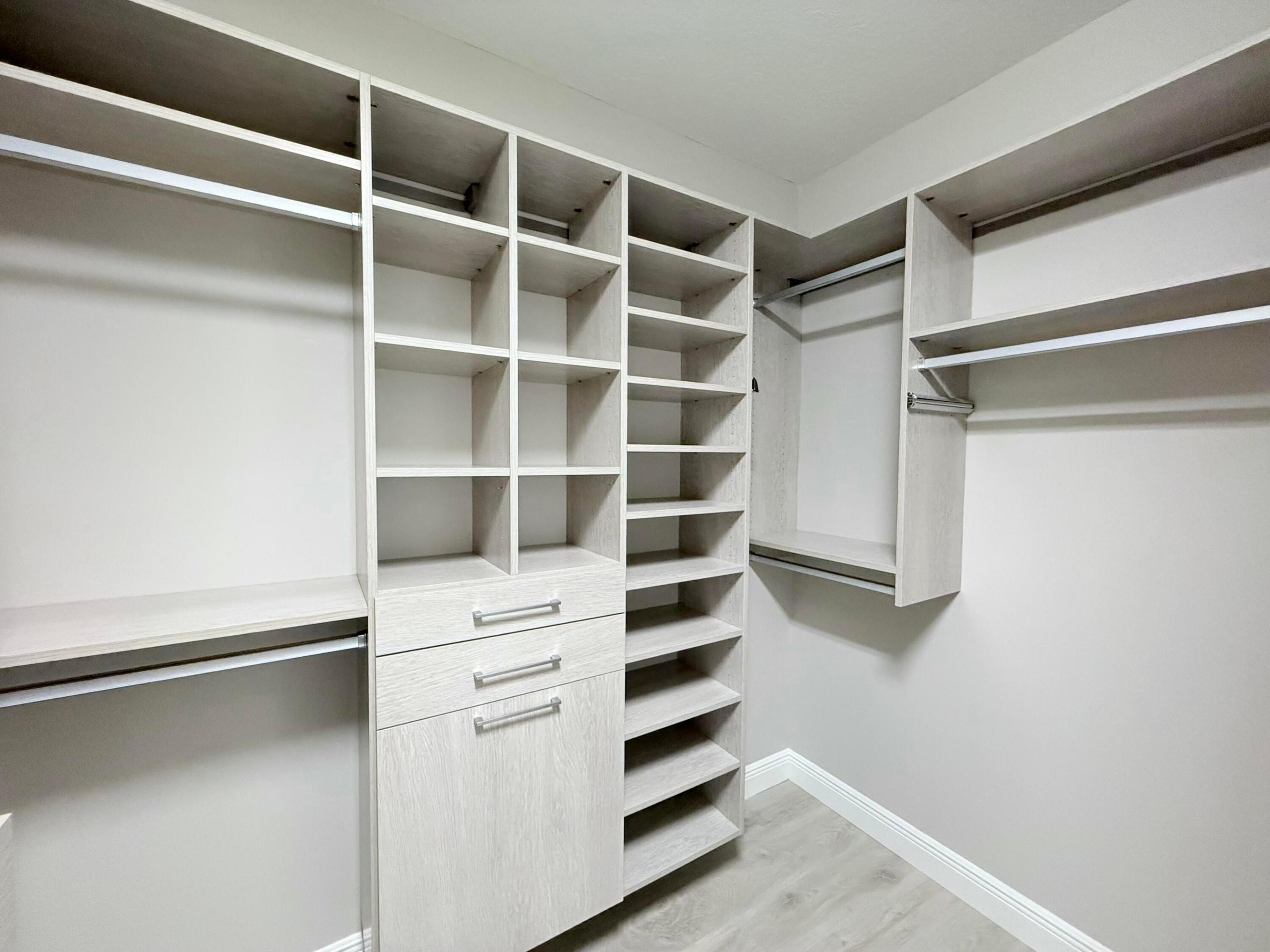 HAMPTON COVE CONDO - Residential Lease