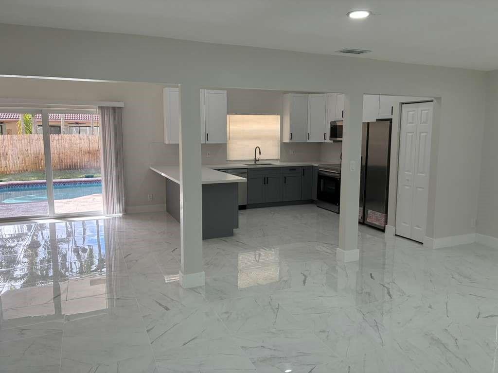 The Crossings 93-5 B - Residential Lease