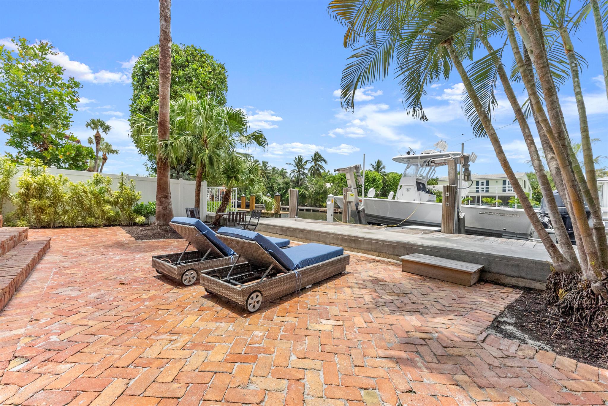 MOORES LANDING - Residential