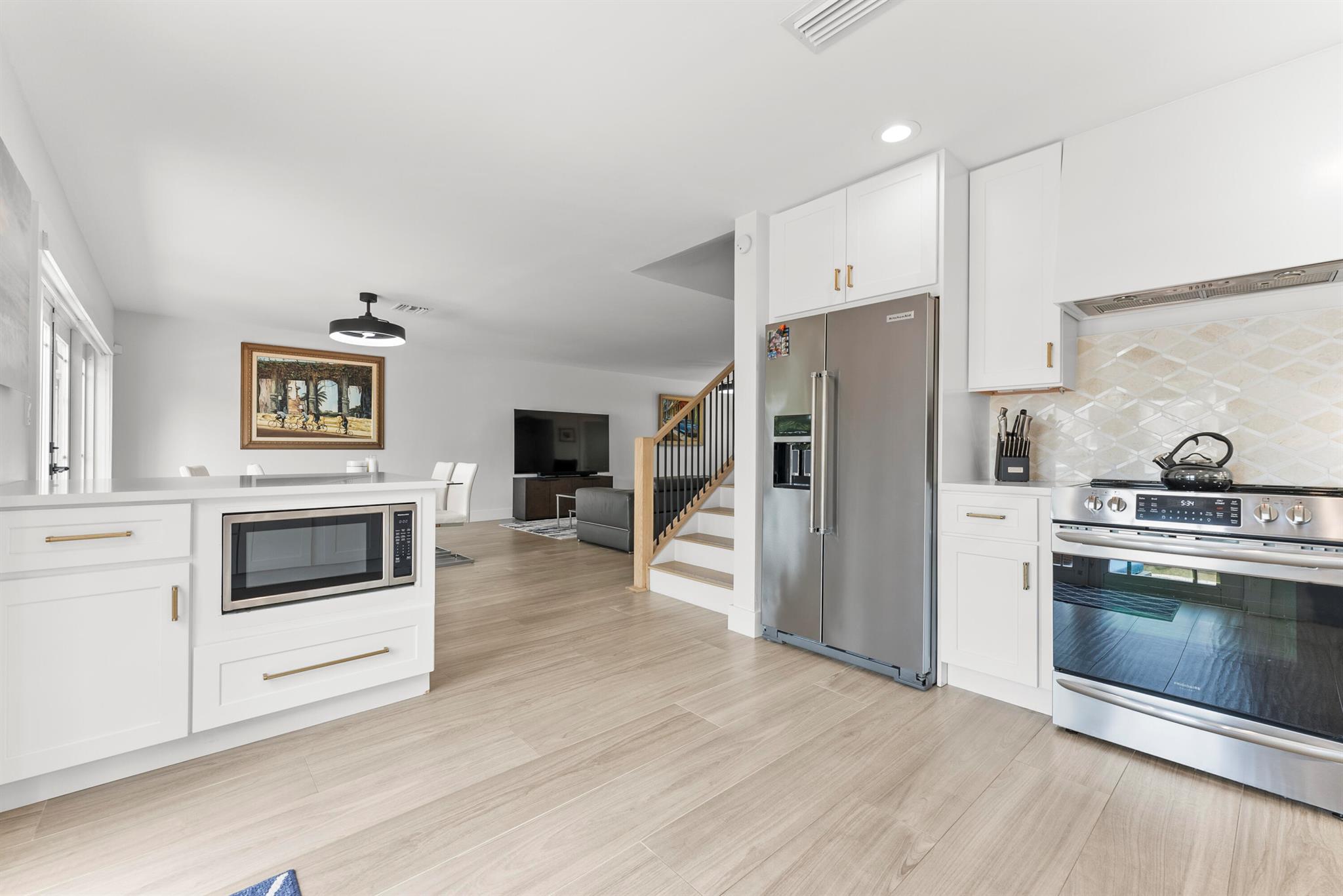 MOORES LANDING - Residential