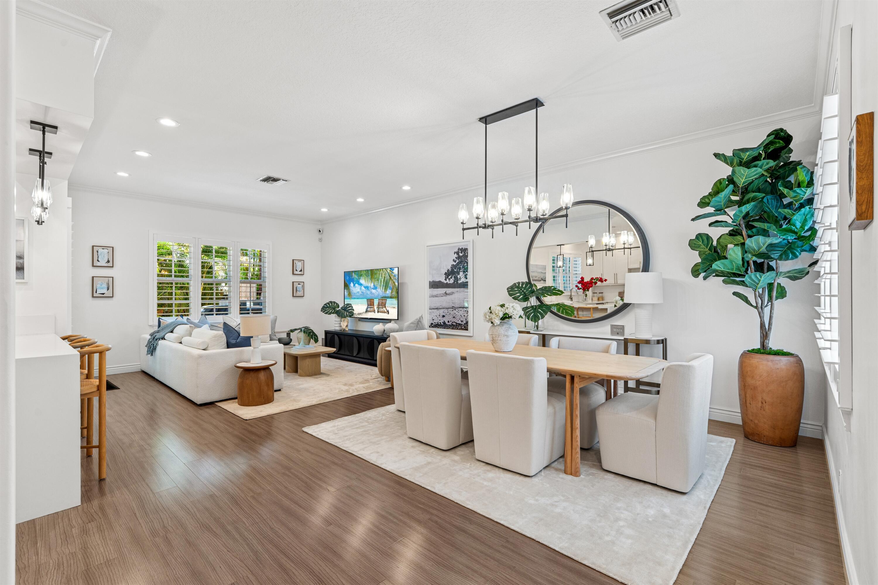 1027 Coralina Lane