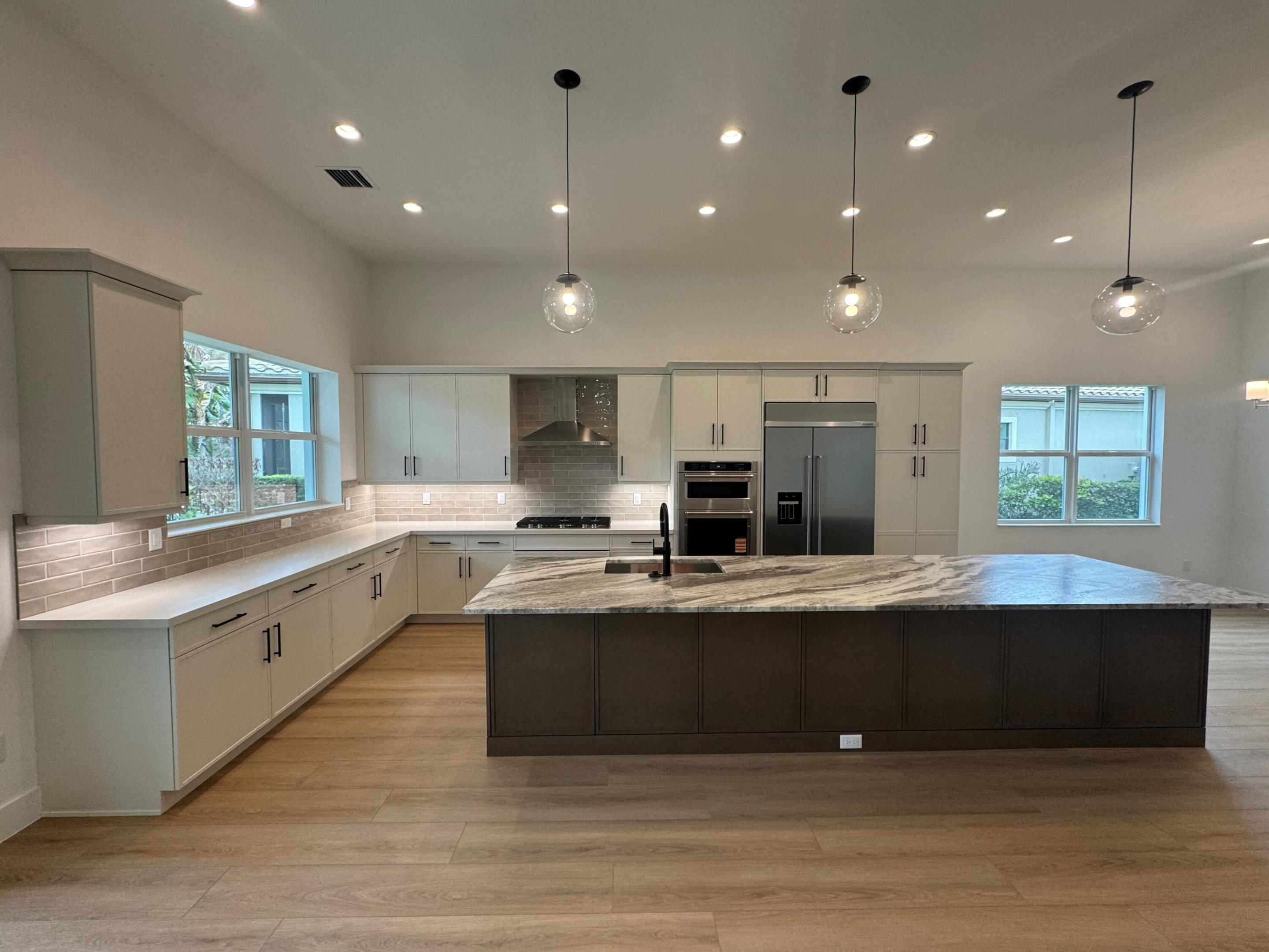 130 SE Calmo Circle, Port St Lucie, FL, 34984/$874,000 1 130 SE Calmo Circle