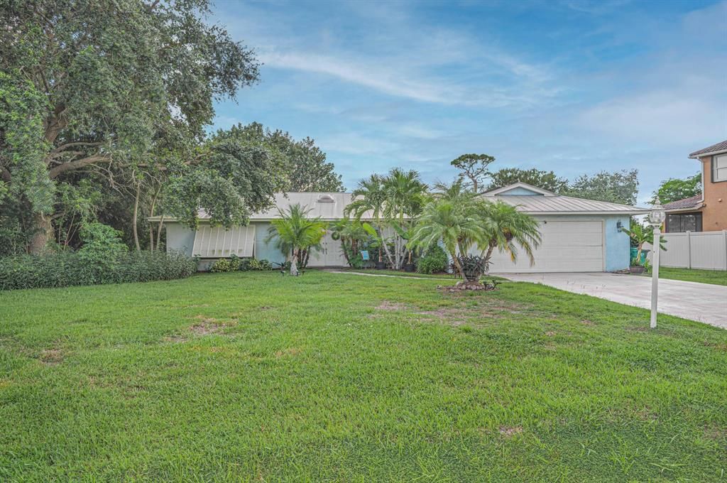 Photo of 764 SE River Court, Port Saint Lucie, FL 34952 (MLS # R10747985)