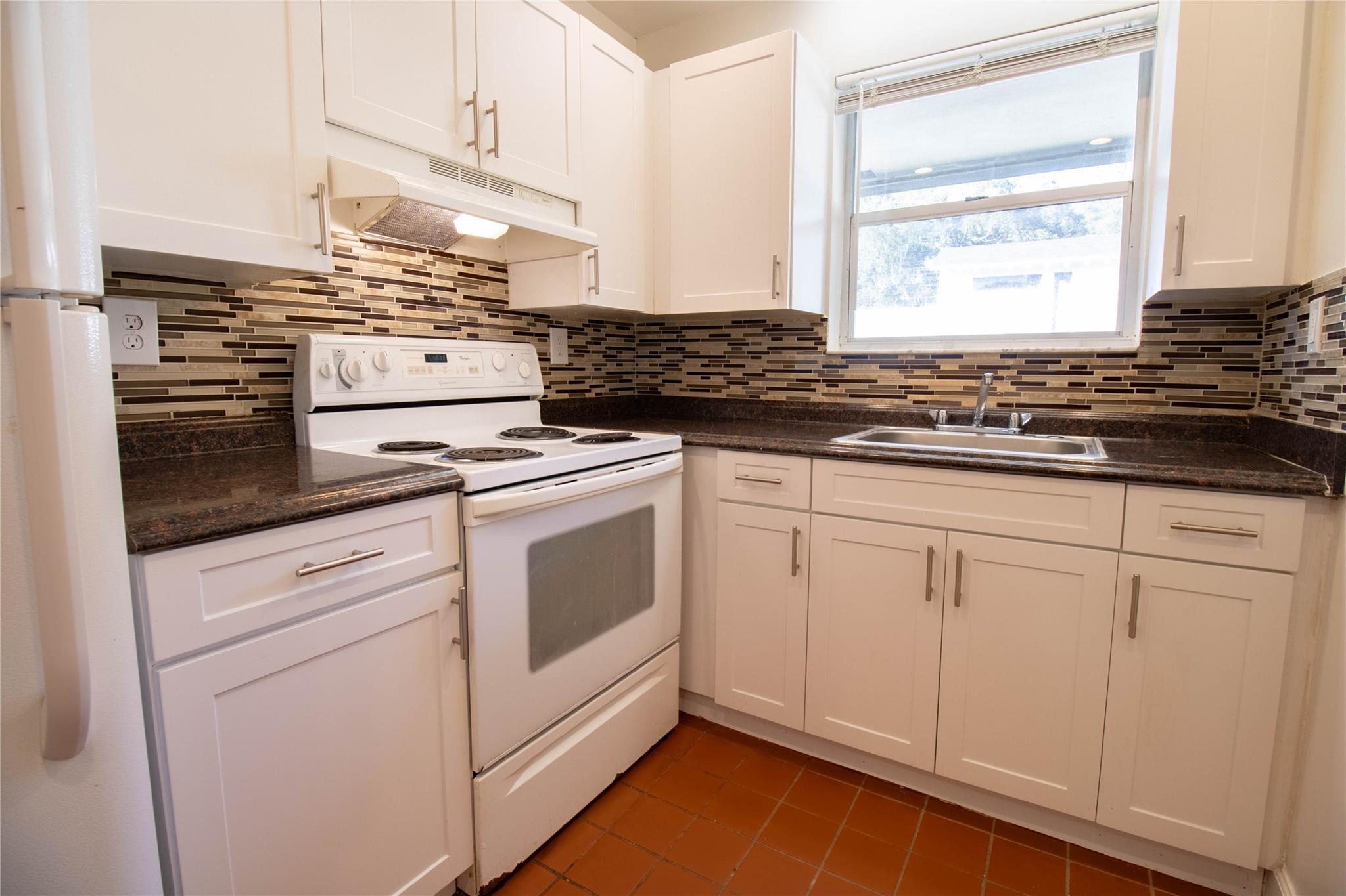 Sailboat Bend - Residential Lease