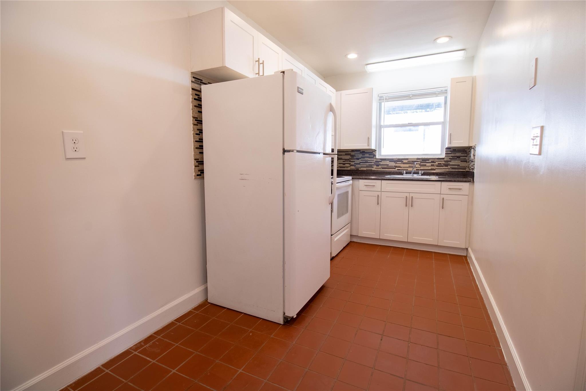 Sailboat Bend - Residential Lease