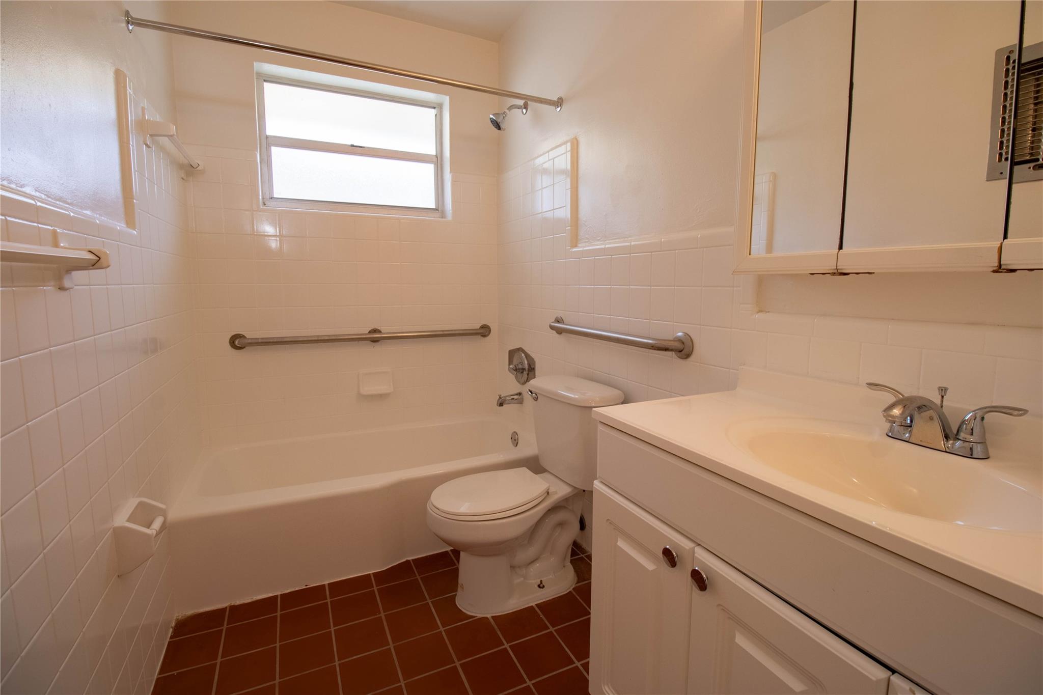 Sailboat Bend - Residential Lease