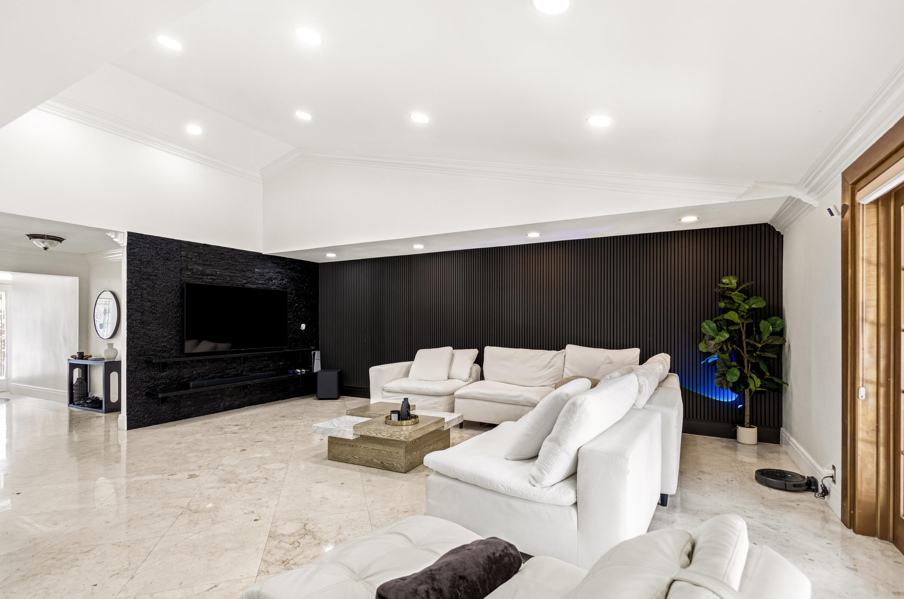 DEERHURST - Residential