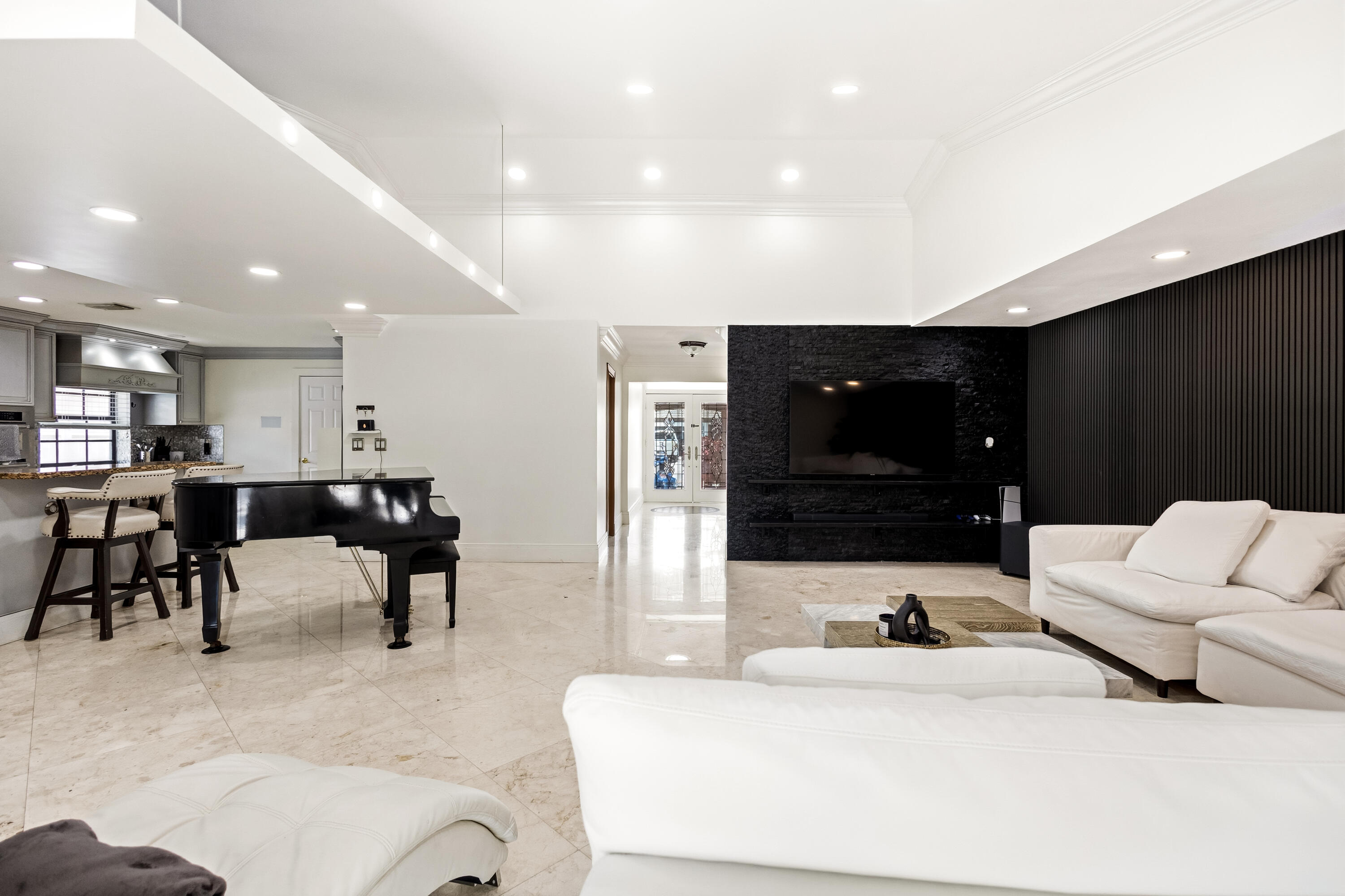 DEERHURST - Residential