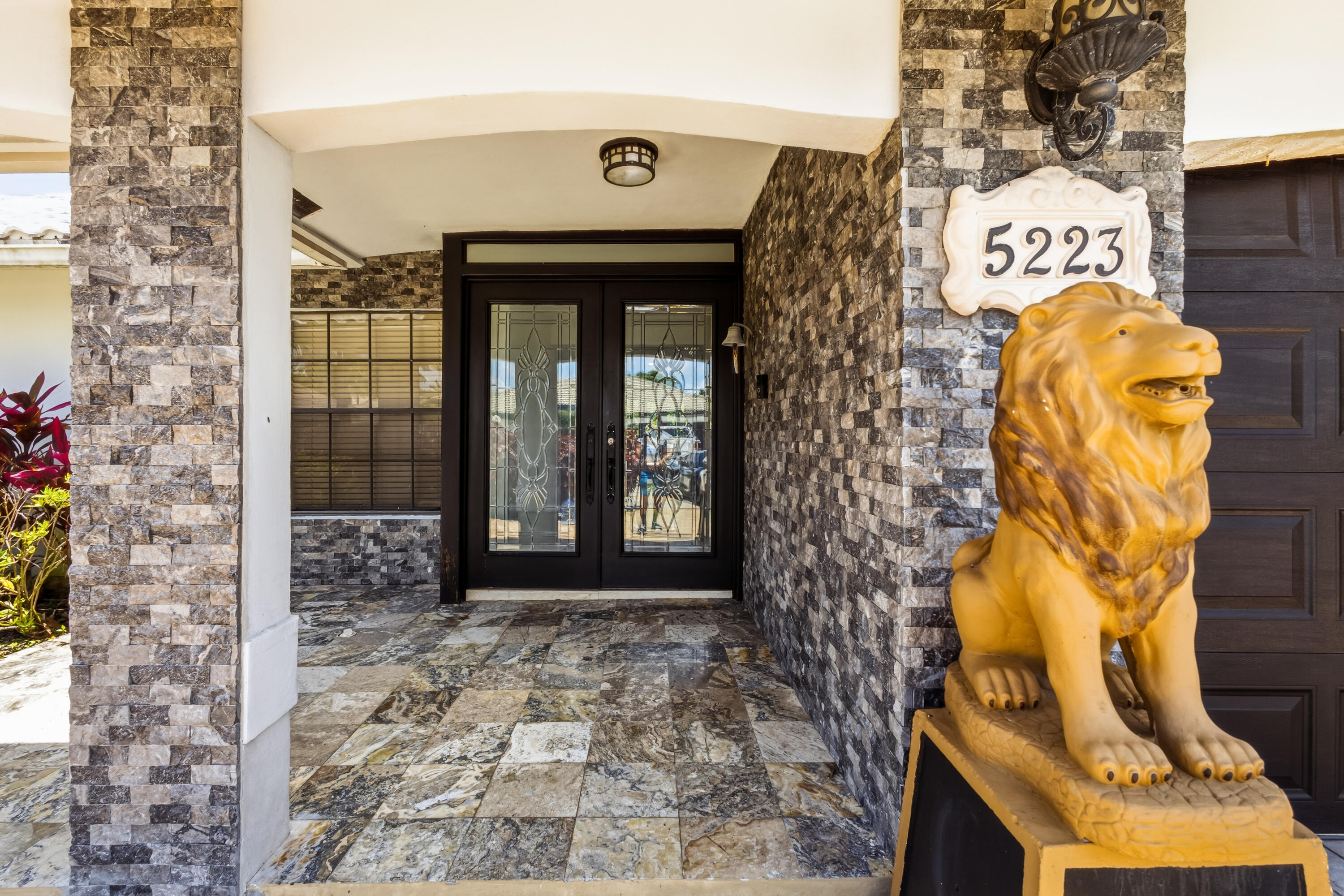 DEERHURST - Residential