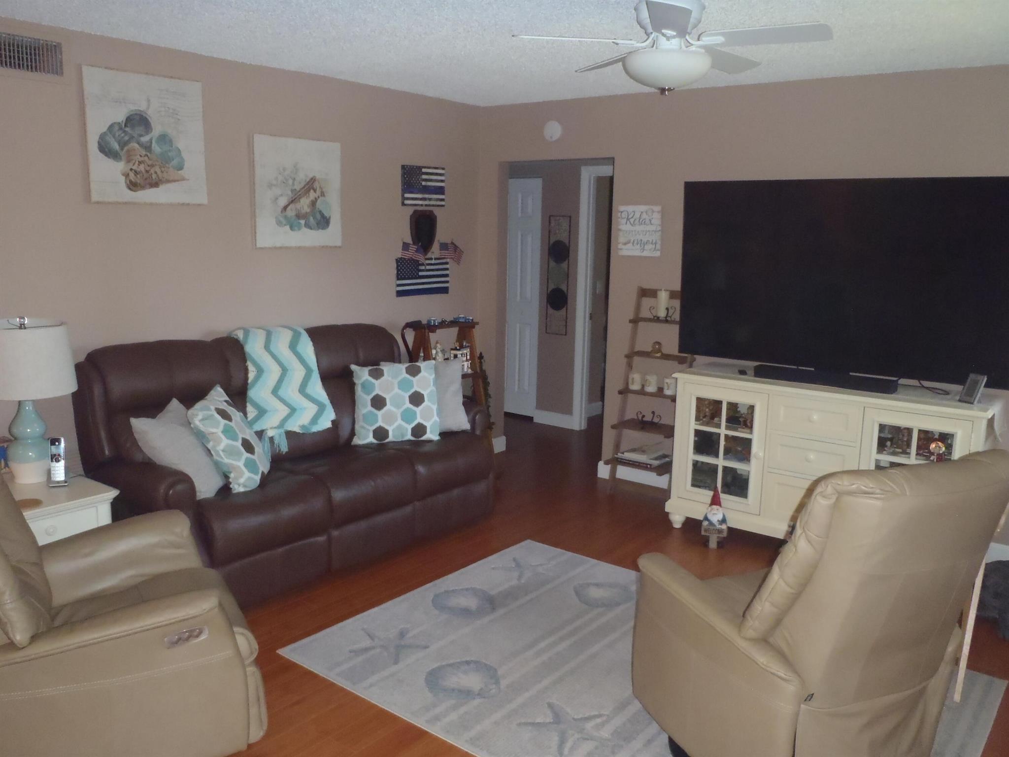 426 Pine Glen Lane D-2