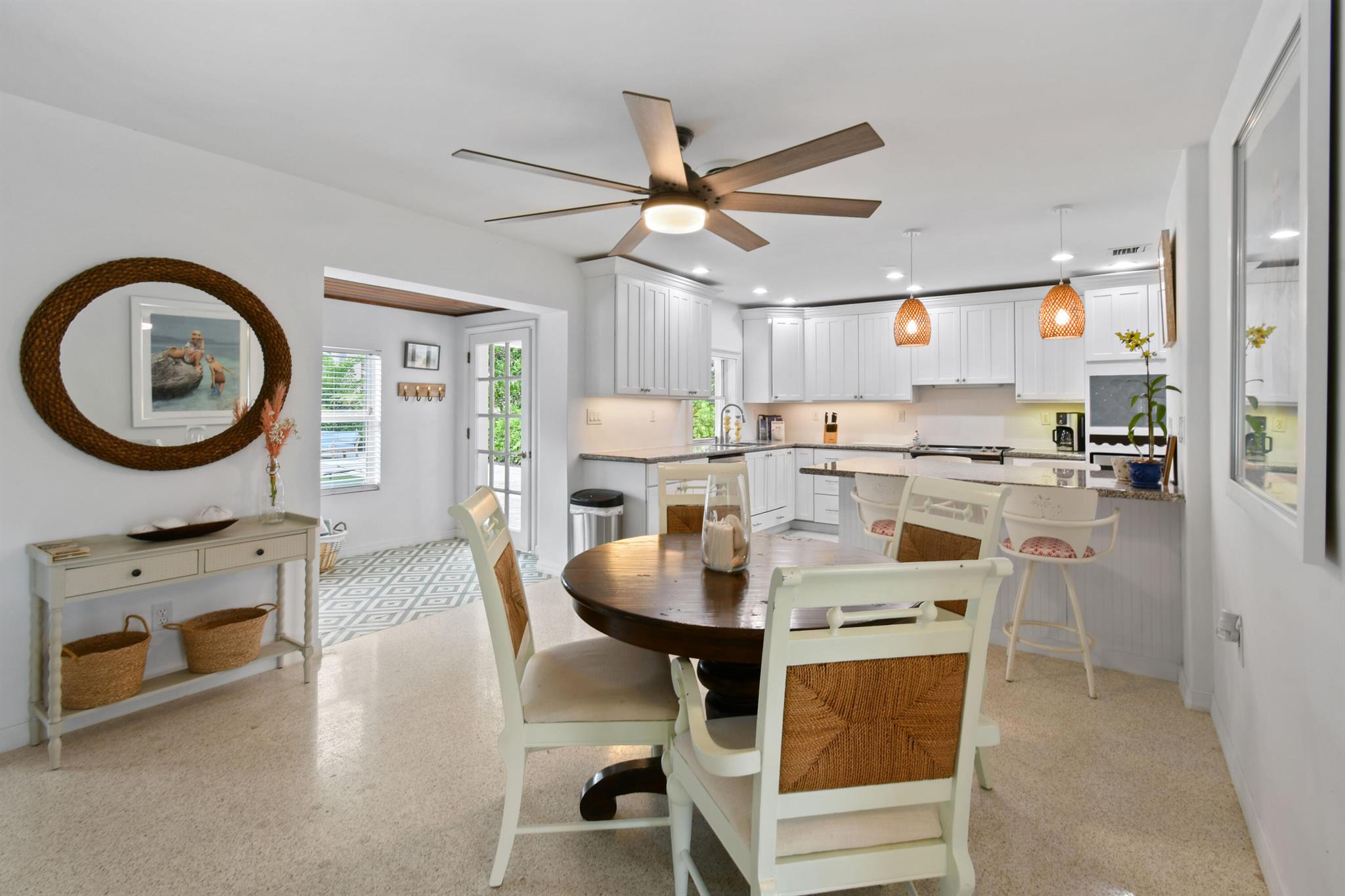 LAKE CLARKE WEST PL 3 IN - Residential