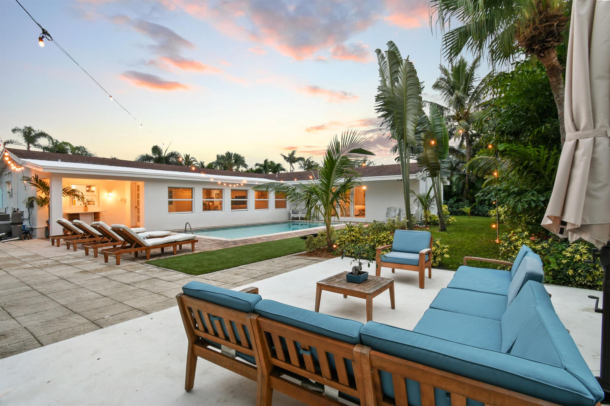 LAKE CLARKE WEST PL 3 IN - Residential