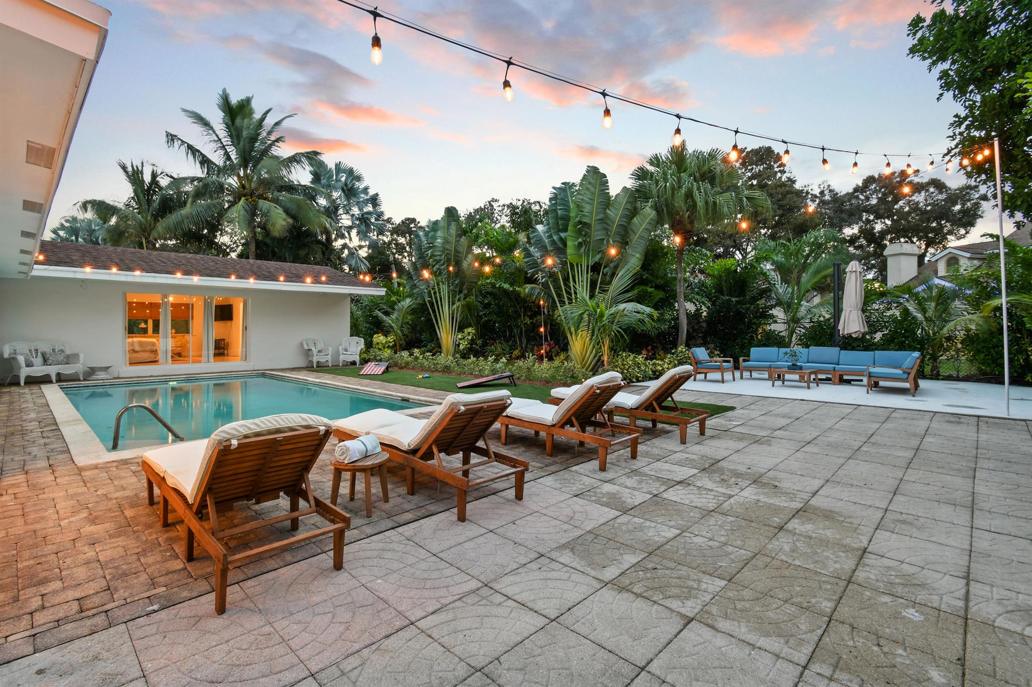 LAKE CLARKE WEST PL 3 IN - Residential