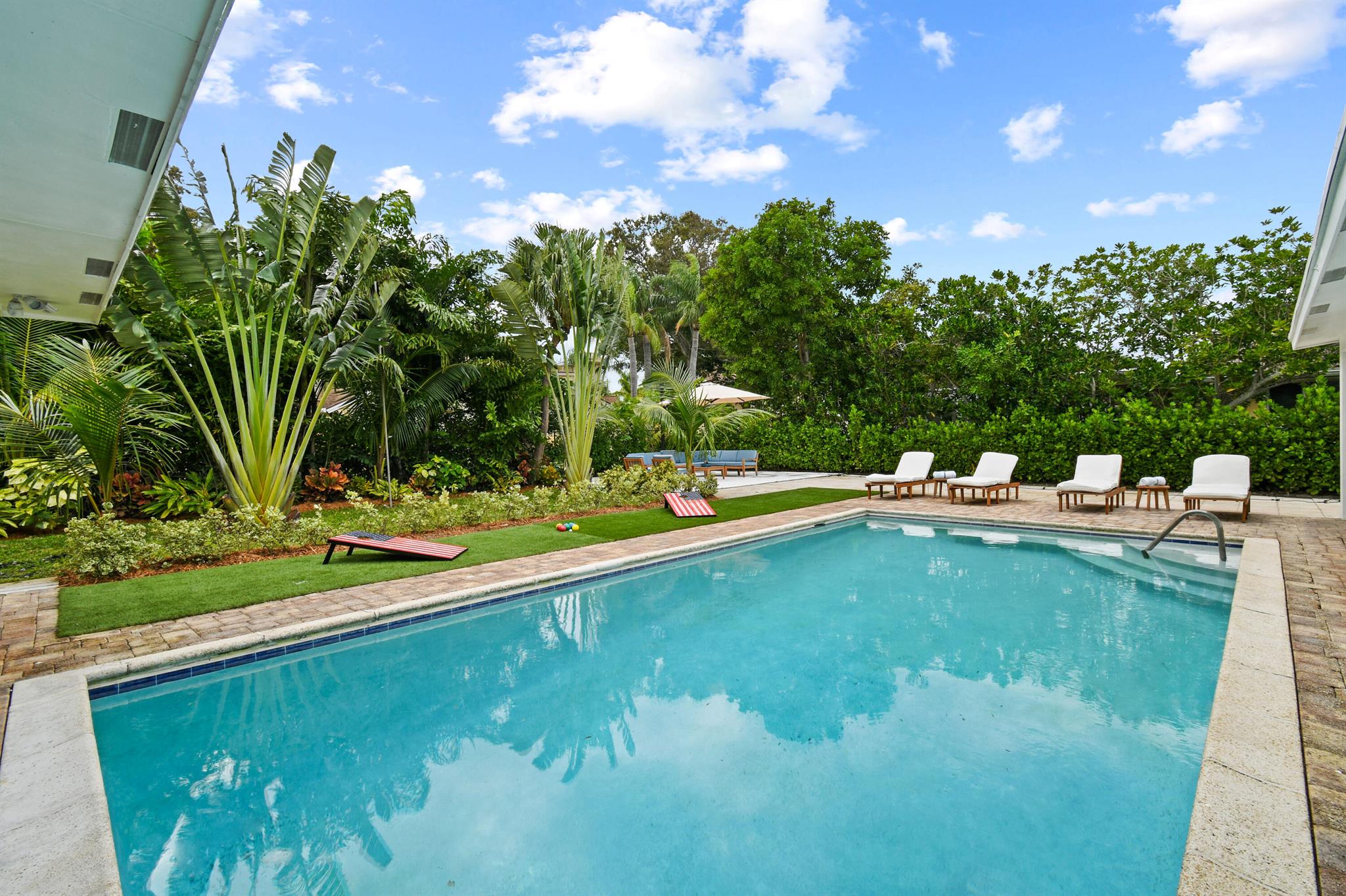 LAKE CLARKE WEST PL 3 IN - Residential