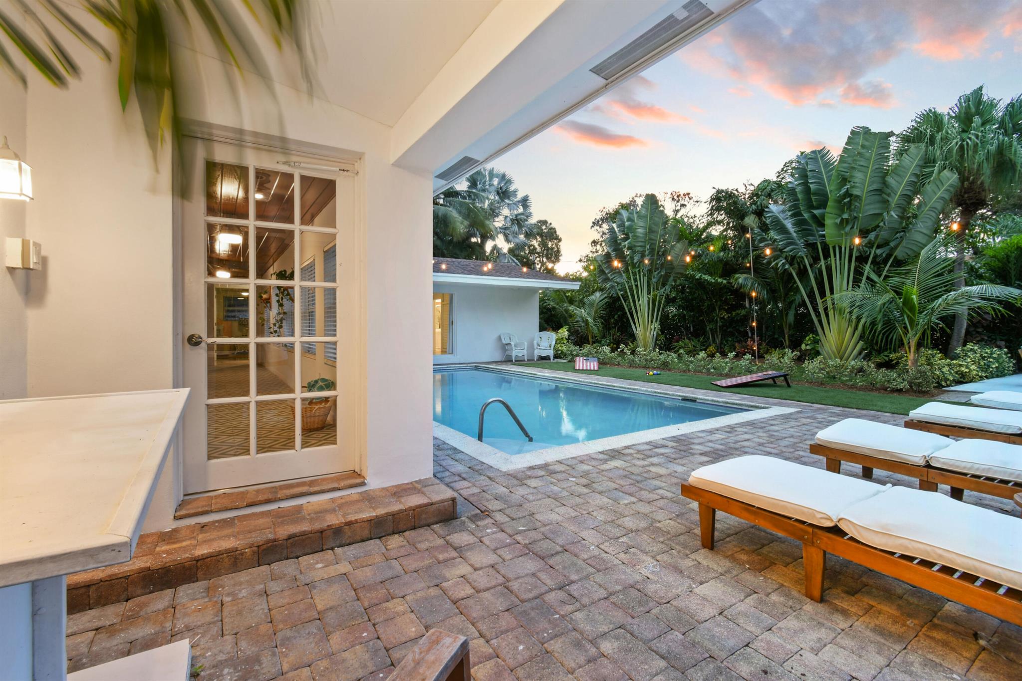 LAKE CLARKE WEST PL 3 IN - Residential