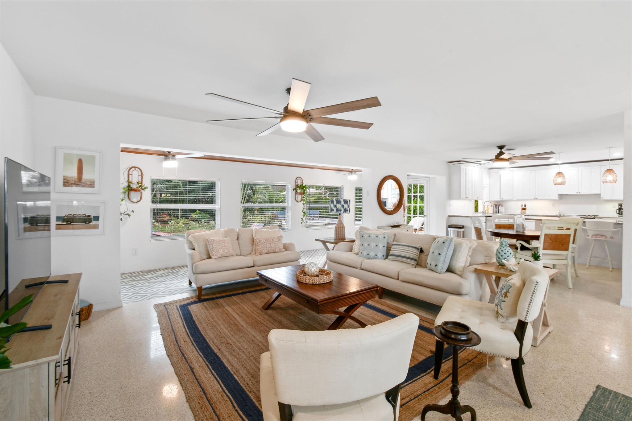 8045 W Lake Drive, Lake Clarke Shores, FL, 33406/$899,000 3 8045 W Lake Drive