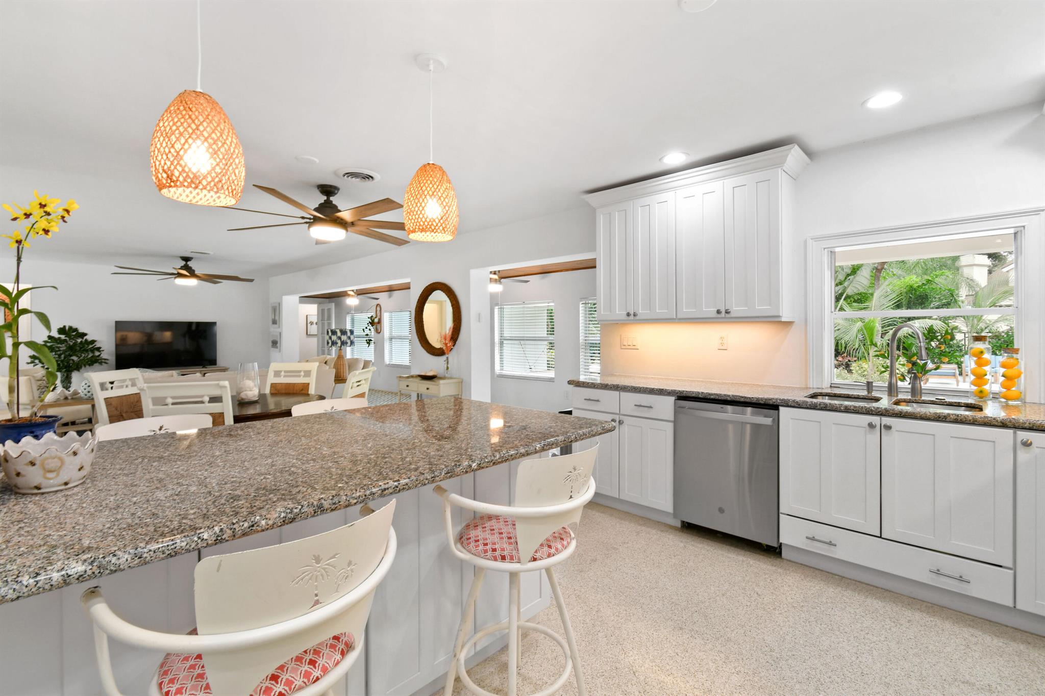 LAKE CLARKE WEST PL 3 IN - Residential