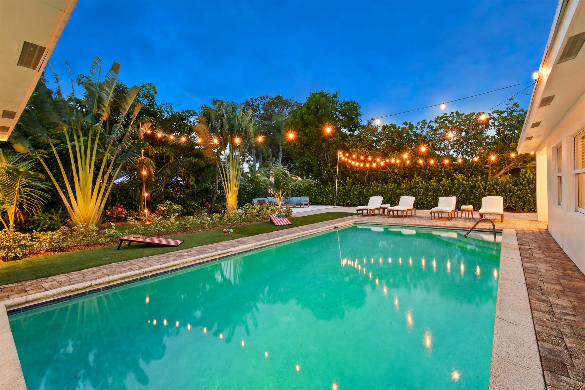 LAKE CLARKE WEST PL 3 IN - Residential