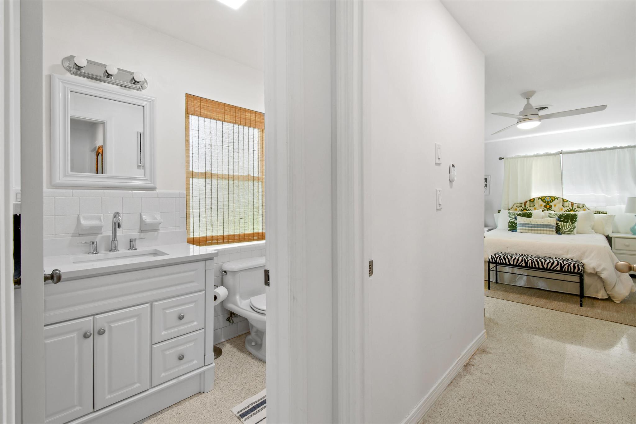 LAKE CLARKE WEST PL 3 IN - Residential