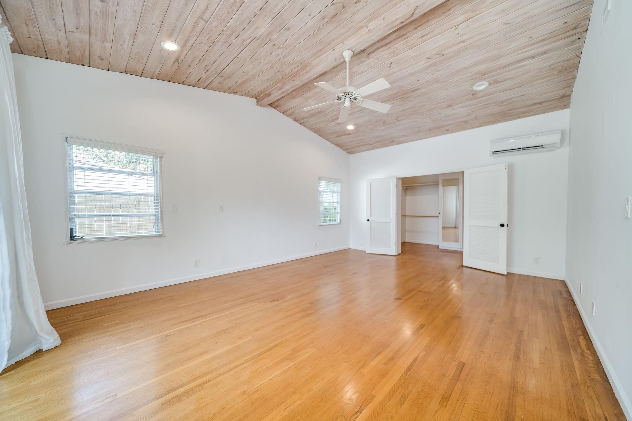 Idlewyld 1-19 B - Residential