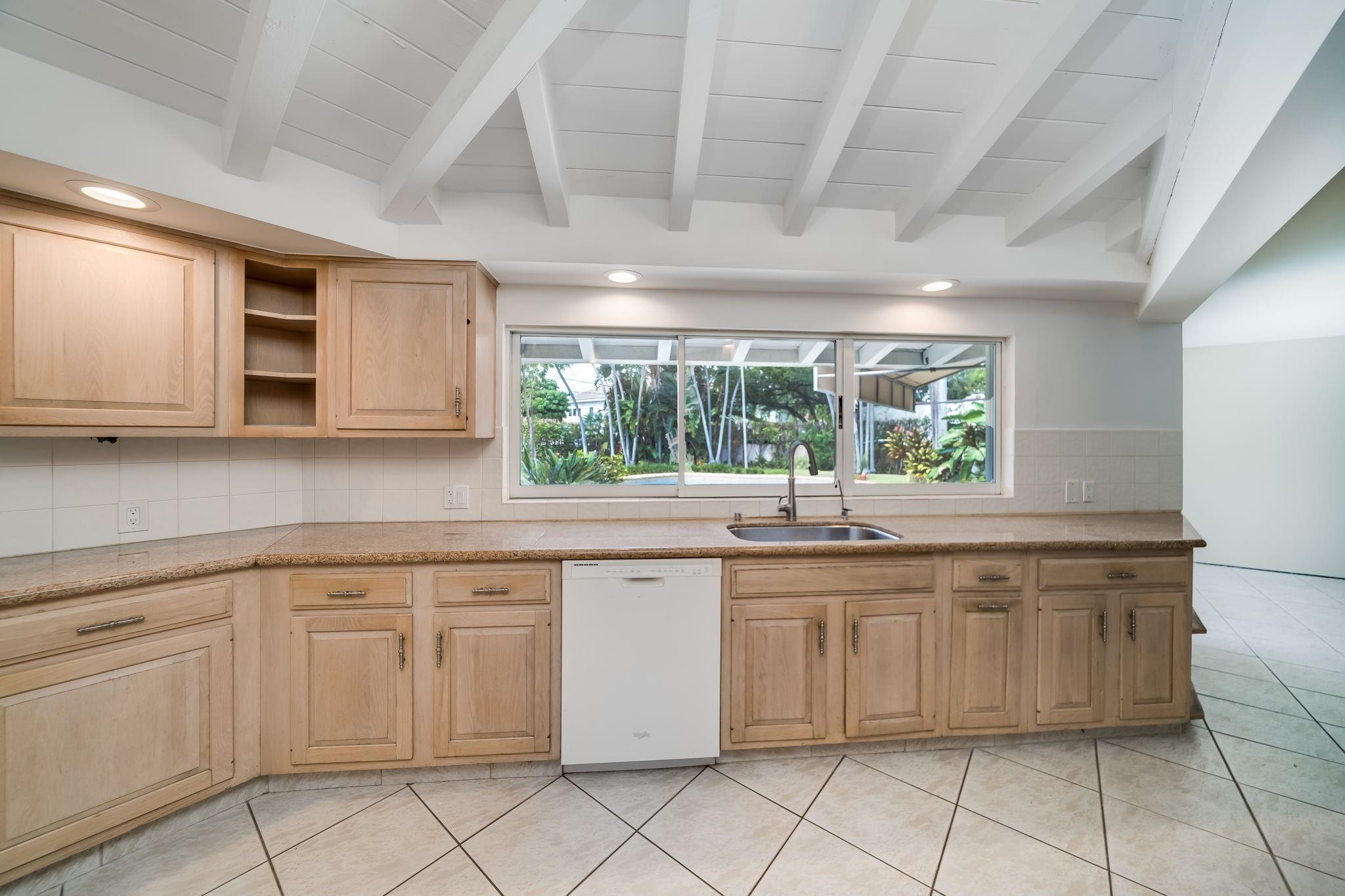 Idlewyld 1-19 B - Residential