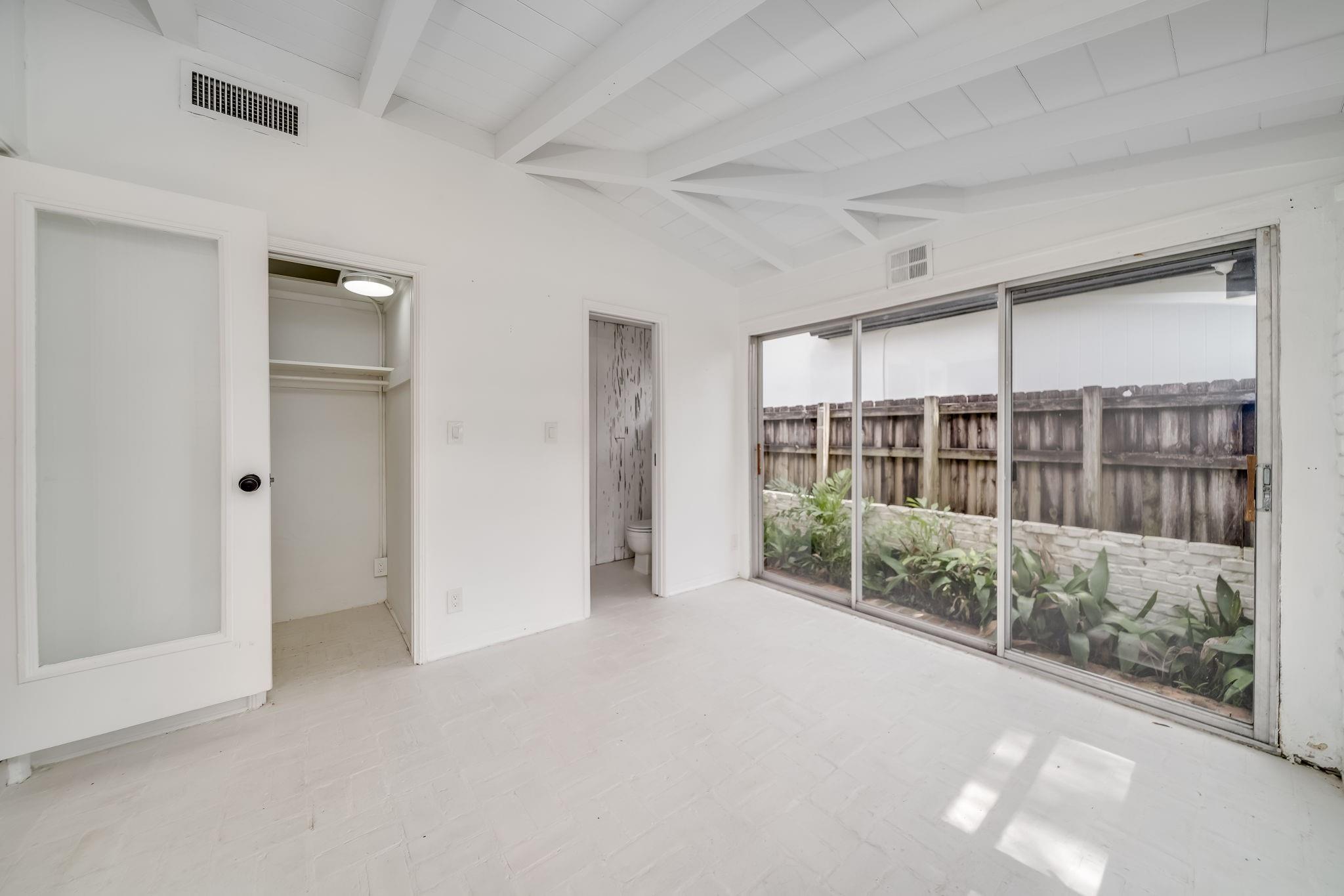 Idlewyld 1-19 B - Residential