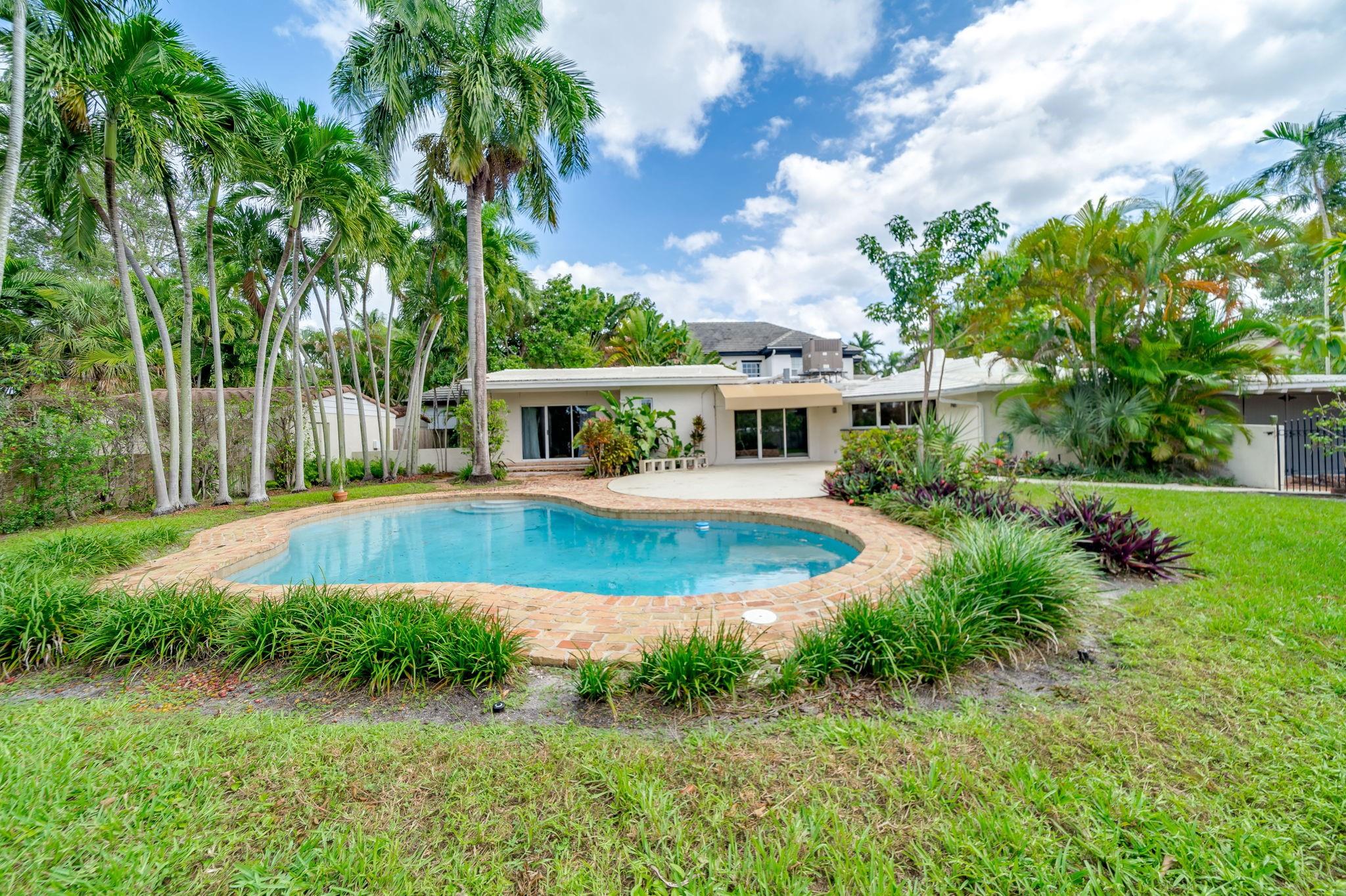 Idlewyld 1-19 B - Residential